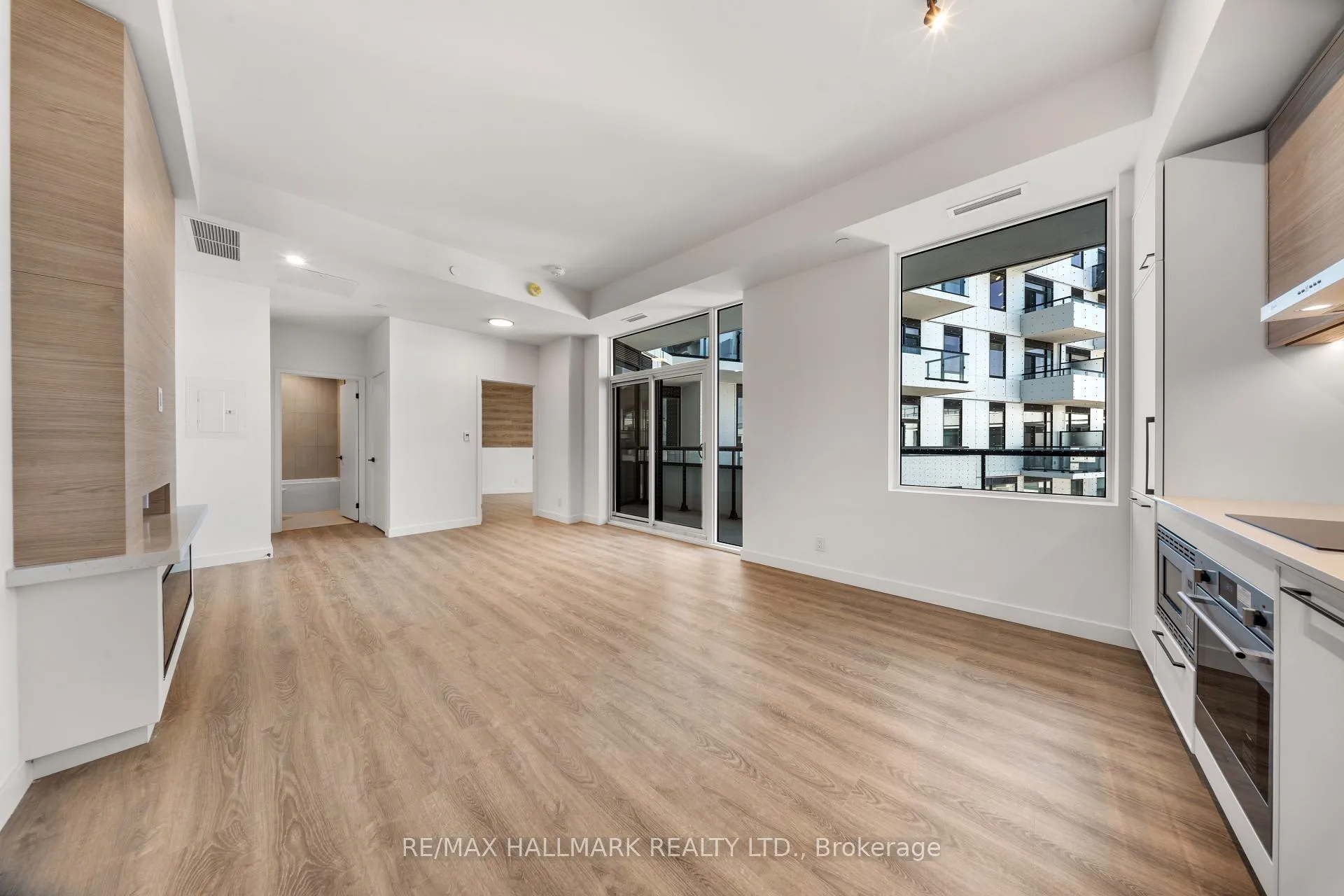 Photo 22 of Unit 801, 1050 Eastern Avenue, Toronto, The Beaches — HOMEH