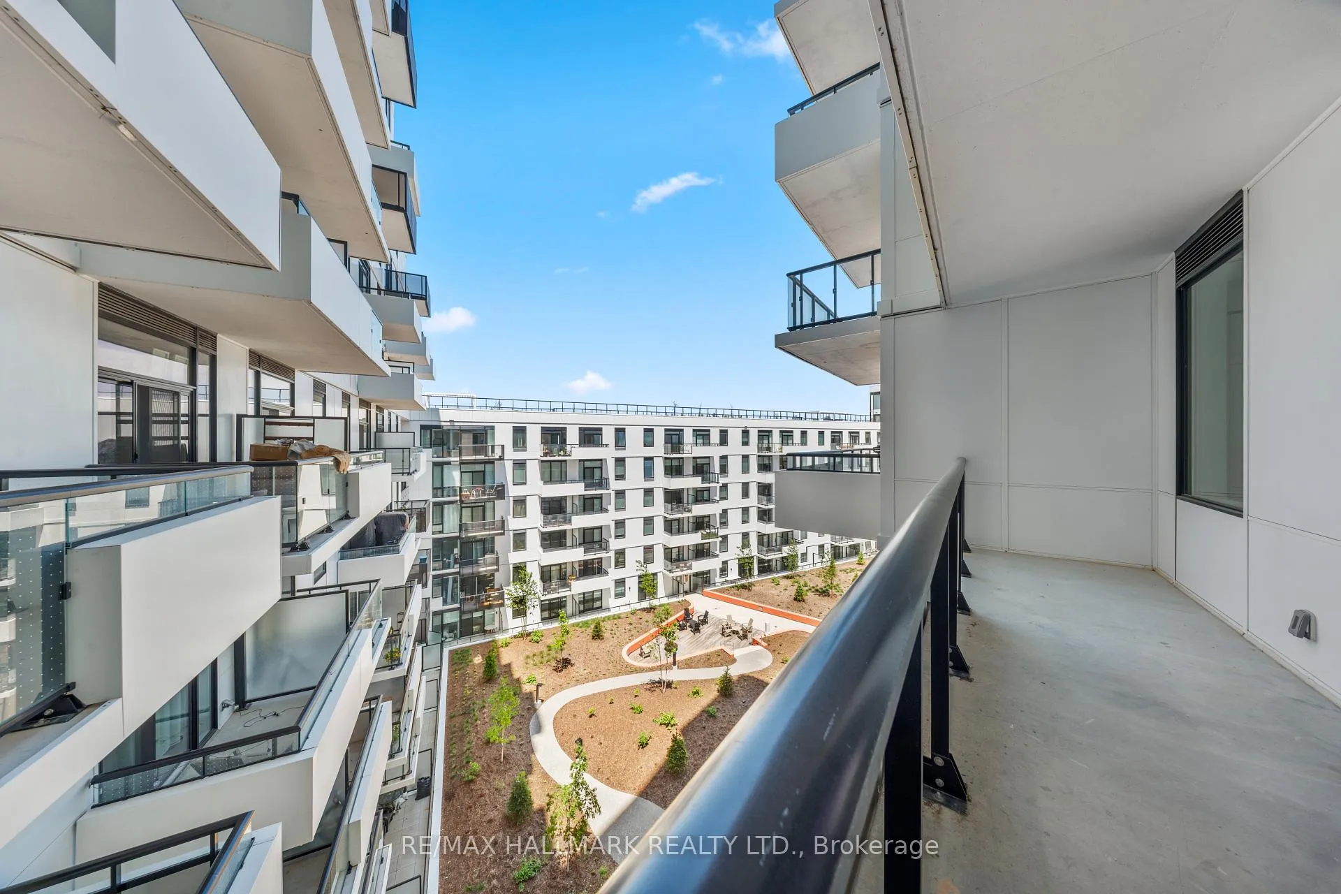 Photo 31 of Unit 801, 1050 Eastern Avenue, Toronto, The Beaches — HOMEH