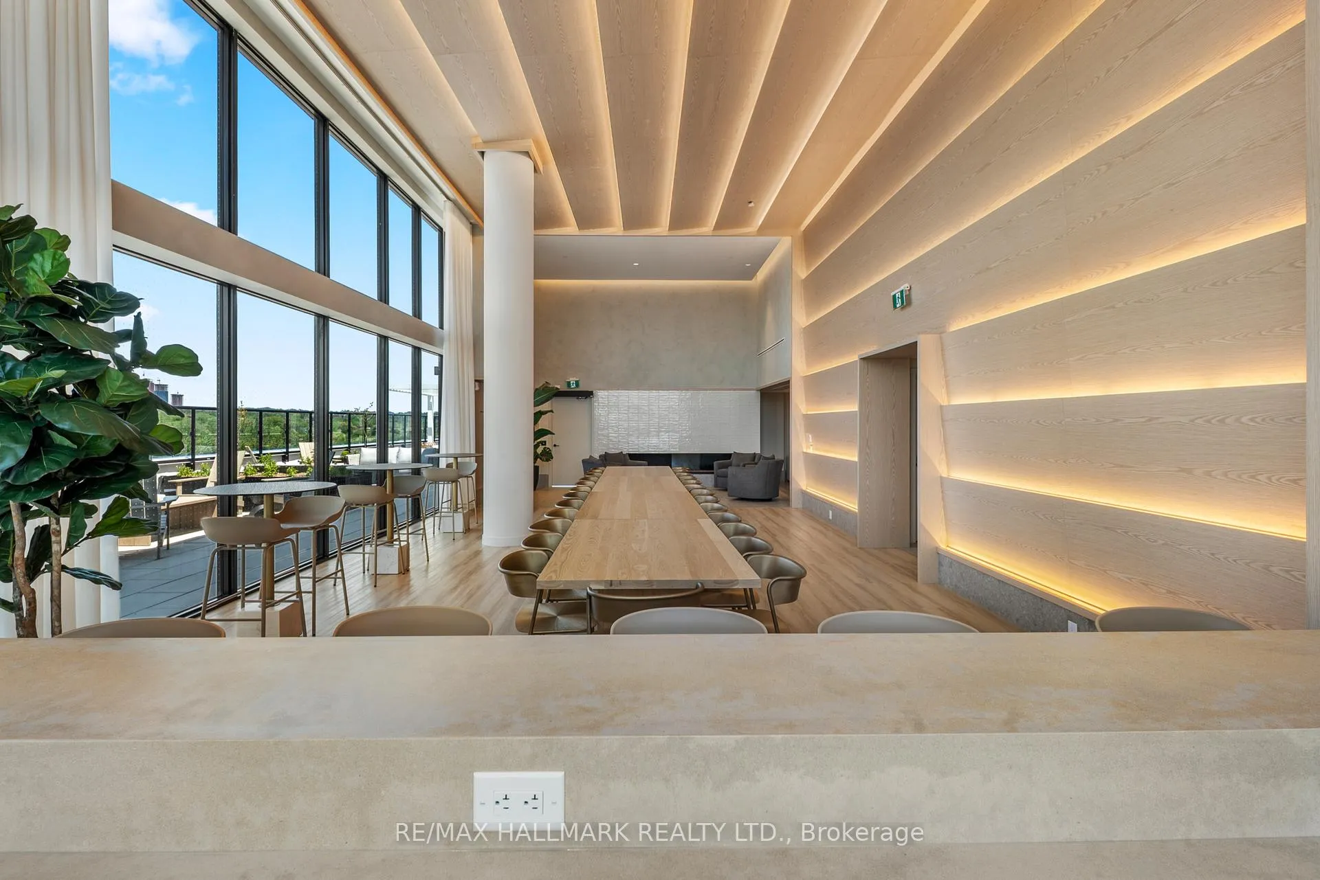 Photo 37 of Unit 801, 1050 Eastern Avenue, Toronto, The Beaches — HOMEH