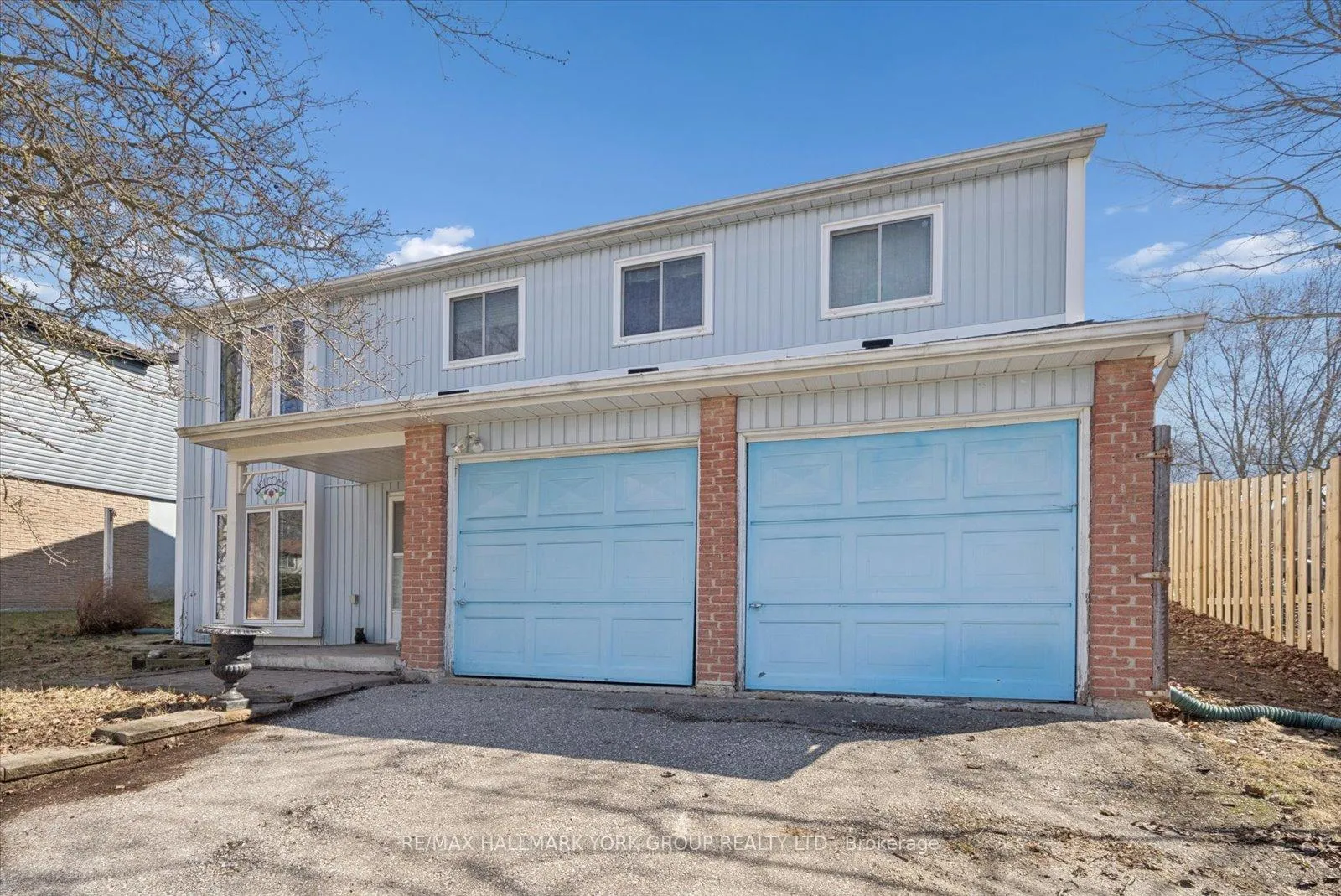 Photo 3 of 47 Holland River Boulevard, East Gwillimbury, Holland Landing — HOMEH