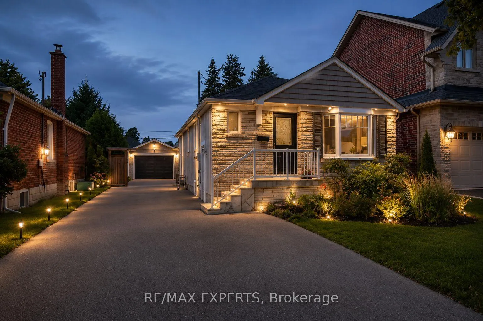 Photo 1 of 10 Lady Bank Road, Etobicoke, Stonegate-Queensway — HOMEH
