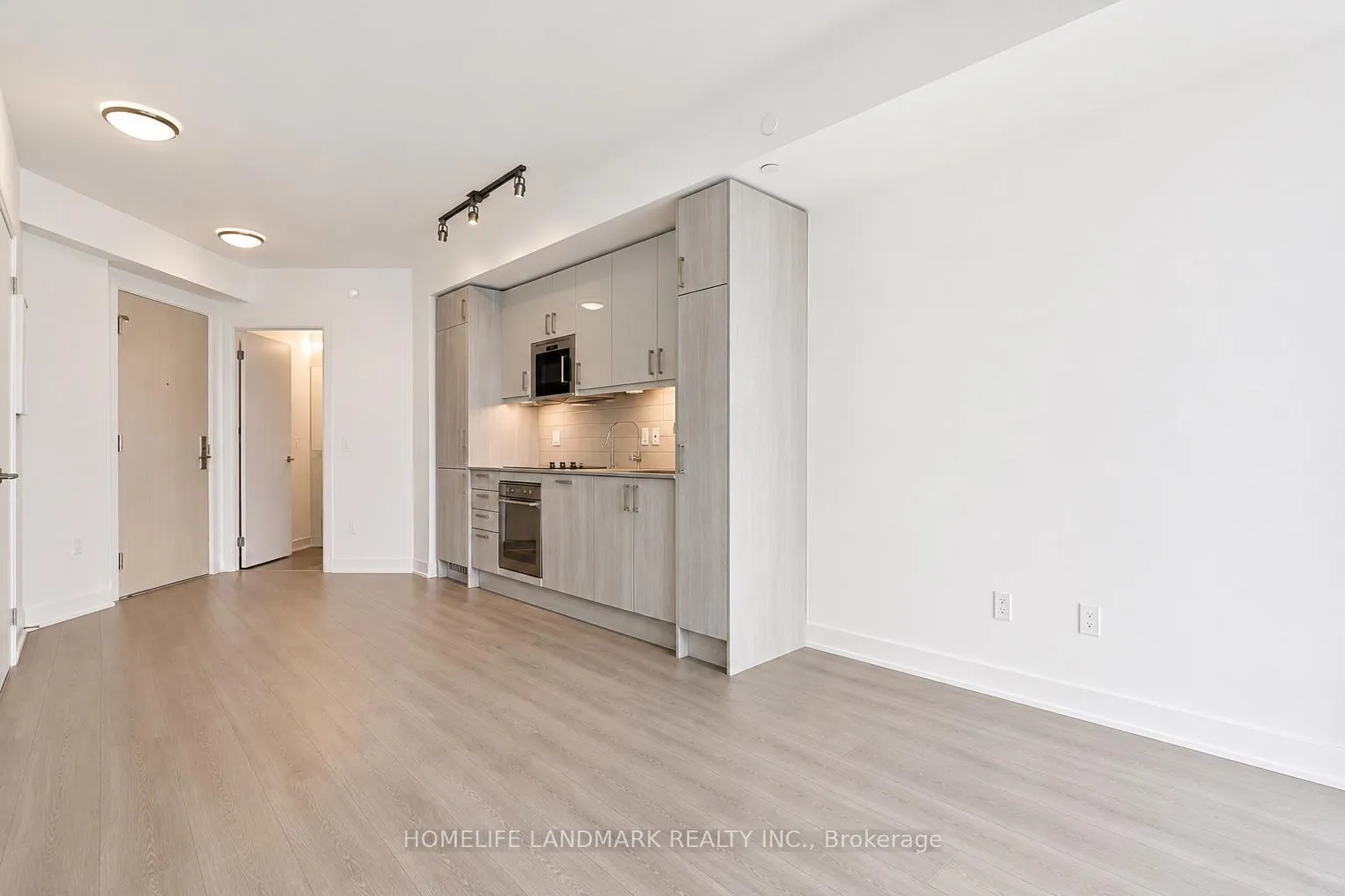 Photo 5 of Unit 2303, 77 Mutual Street, Toronto, Church-Yonge Corridor — HOMEH