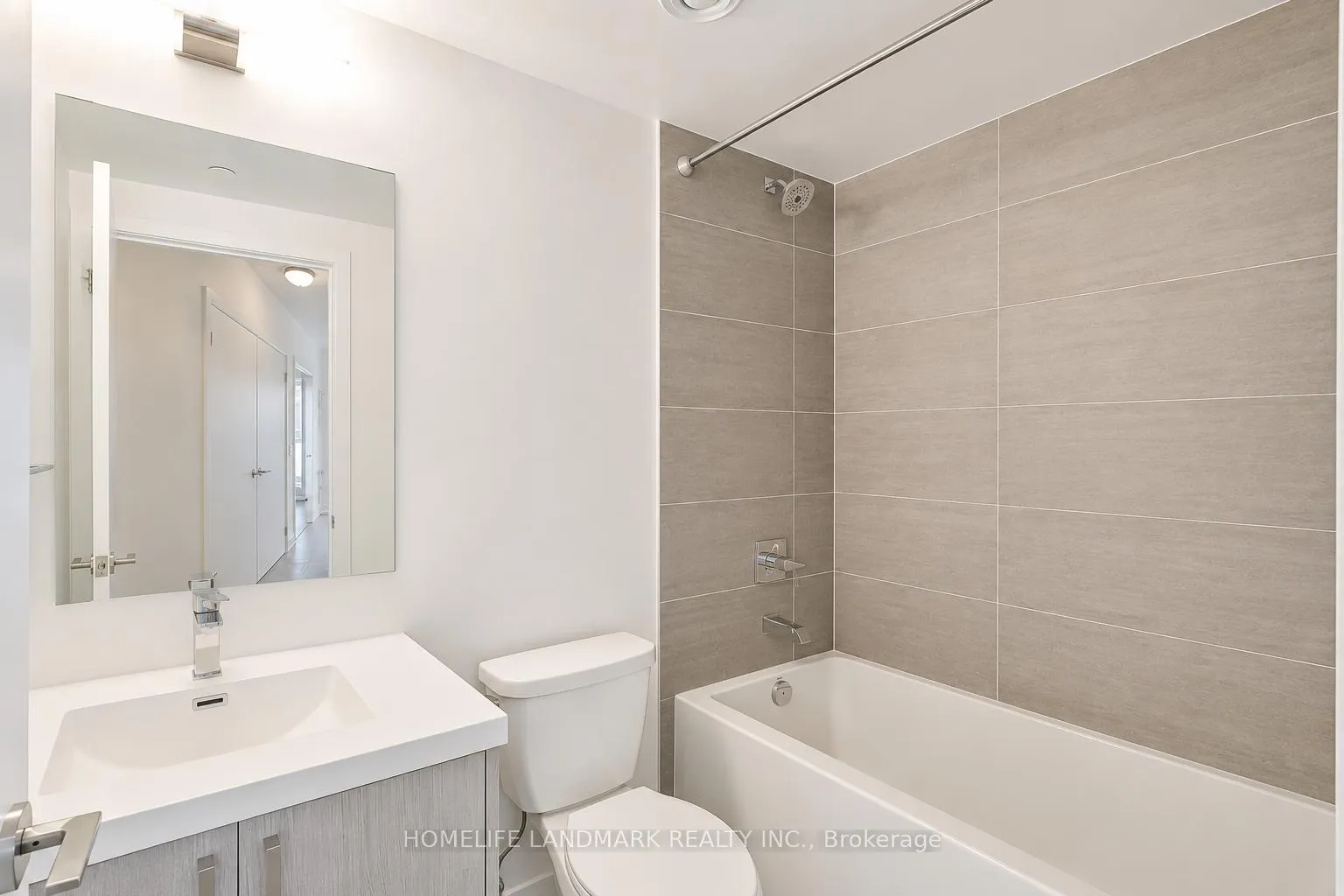 Photo 8 of Unit 2303, 77 Mutual Street, Toronto, Church-Yonge Corridor — HOMEH