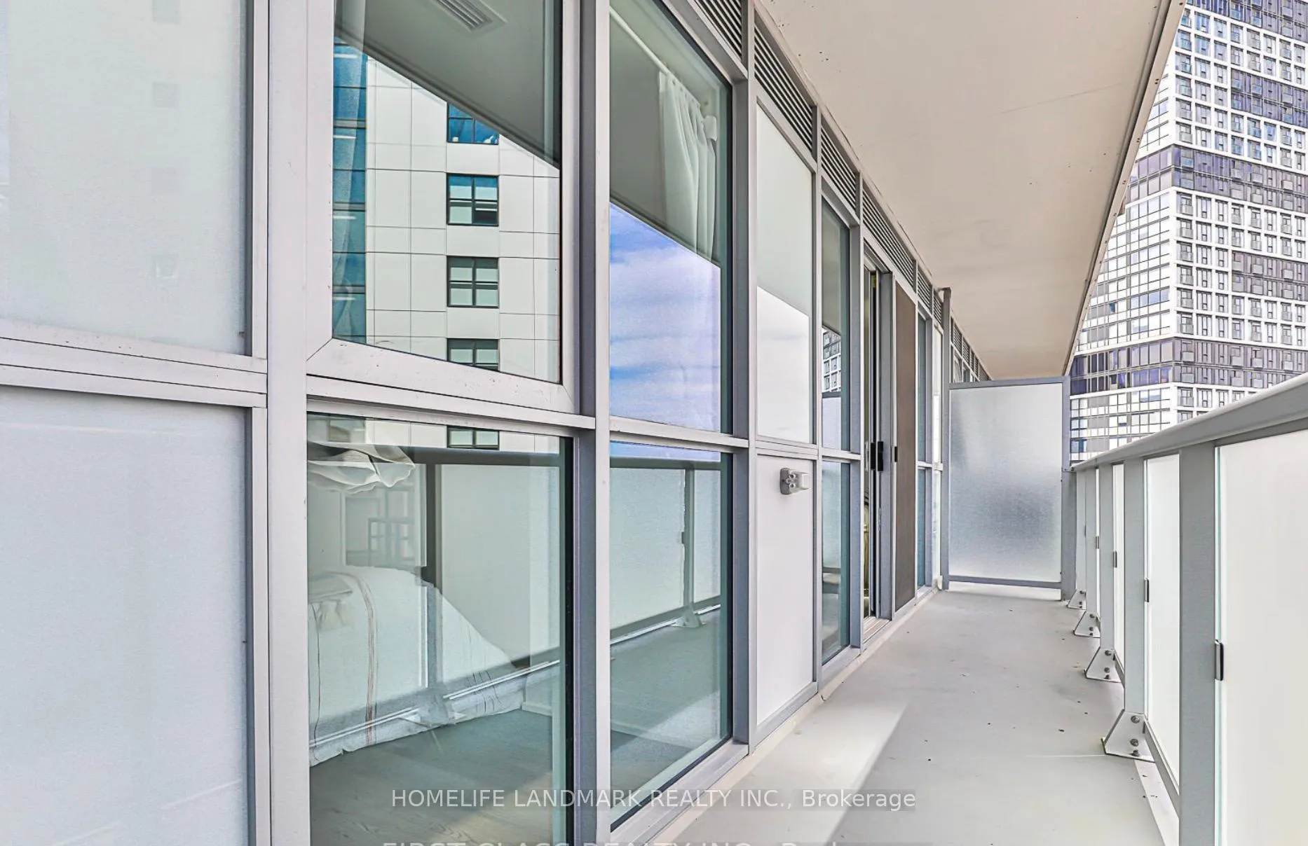 Photo 10 of Unit 2303, 77 Mutual Street, Toronto, Church-Yonge Corridor — HOMEH