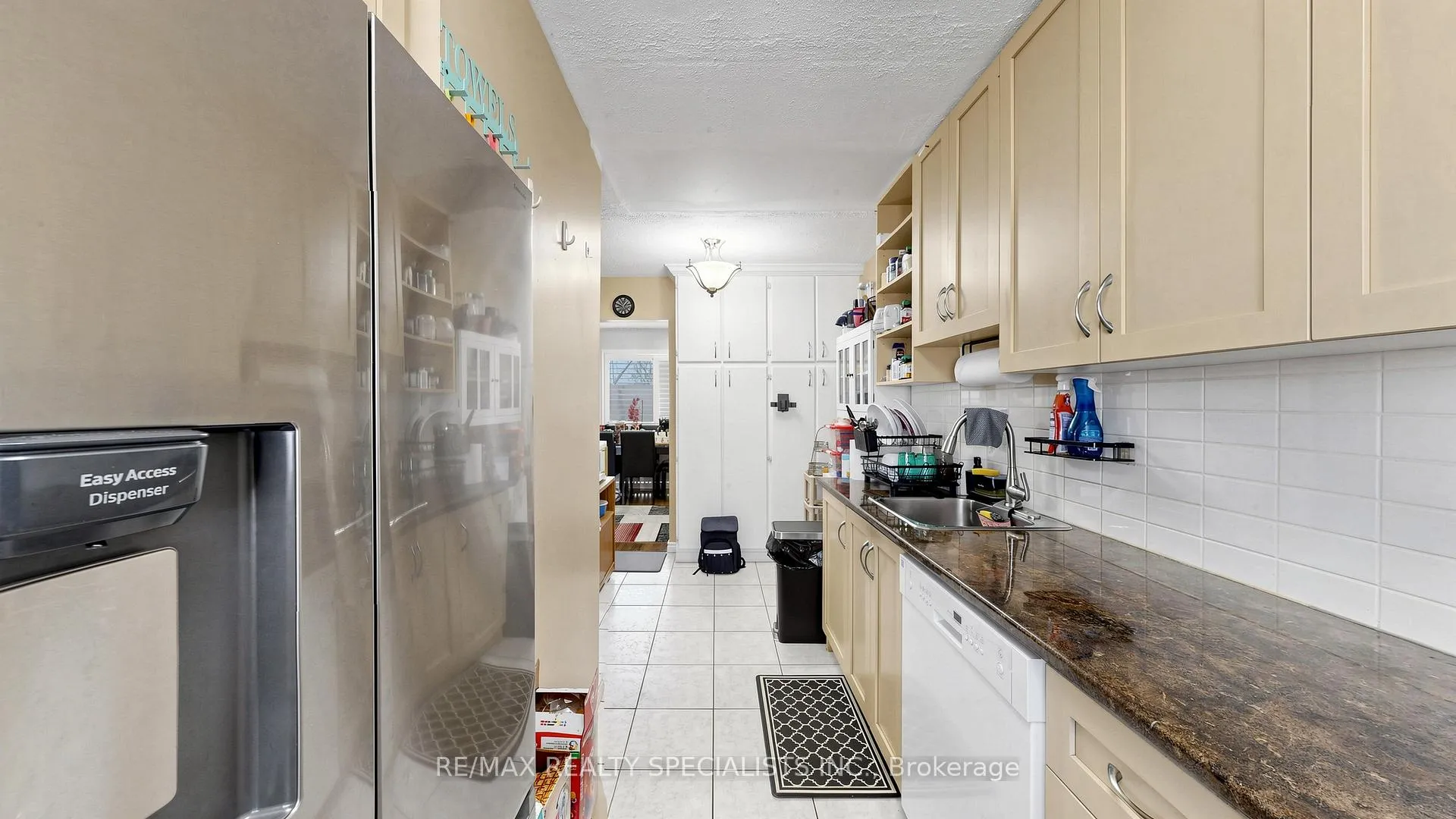 Photo 10 of 36 Grand Rapids Square, Brampton, Northgate — HOMEH