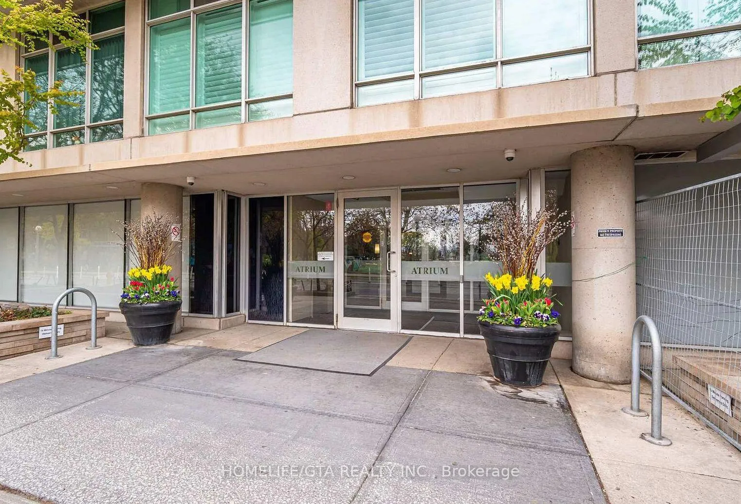 Photo 2 of Unit 602, 650 Queens Quay W, Toronto, Niagara — HOMEH