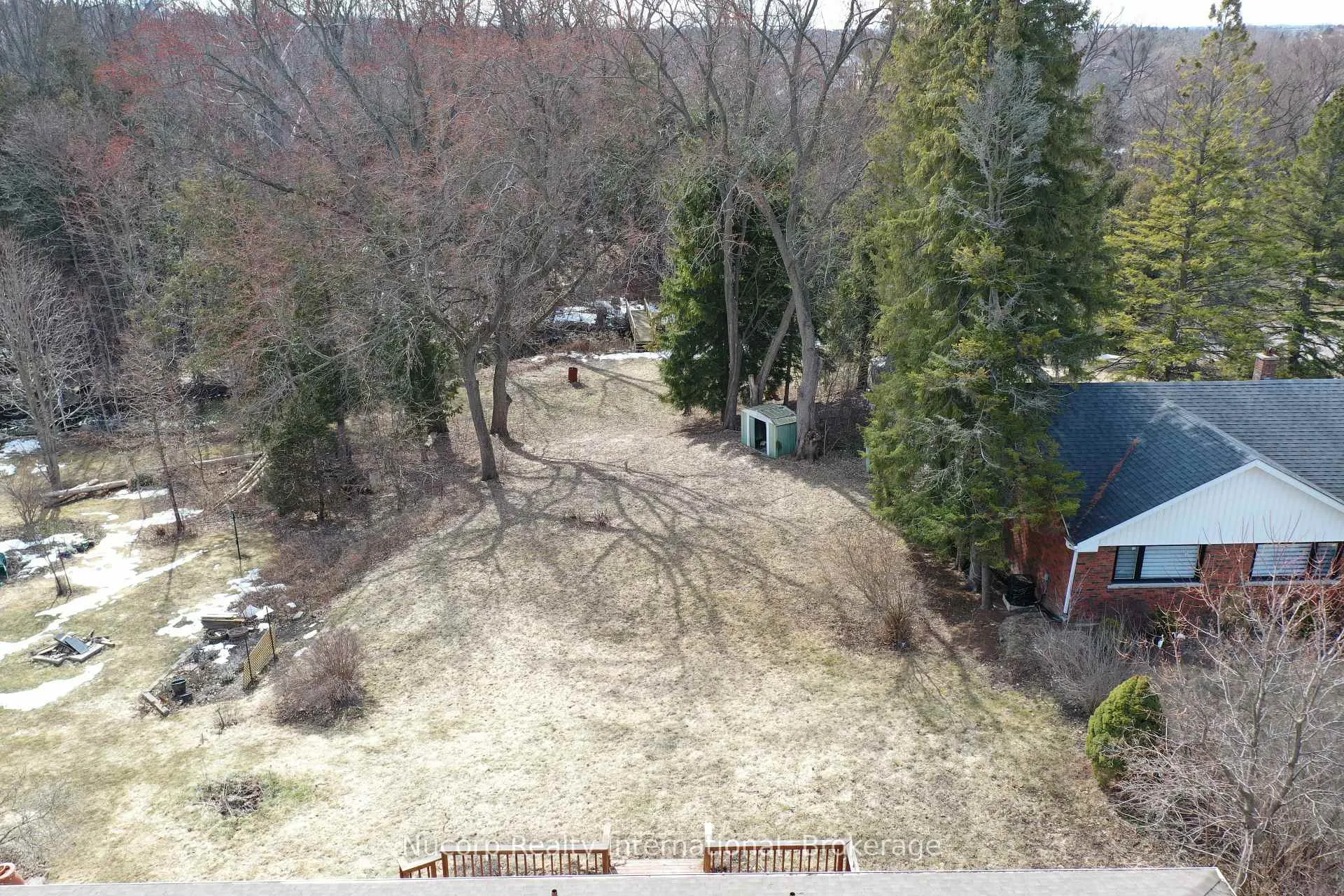Photo 7 of 774 Sutherland Avenue, Newmarket, Gorham-College Manor — HOMEH