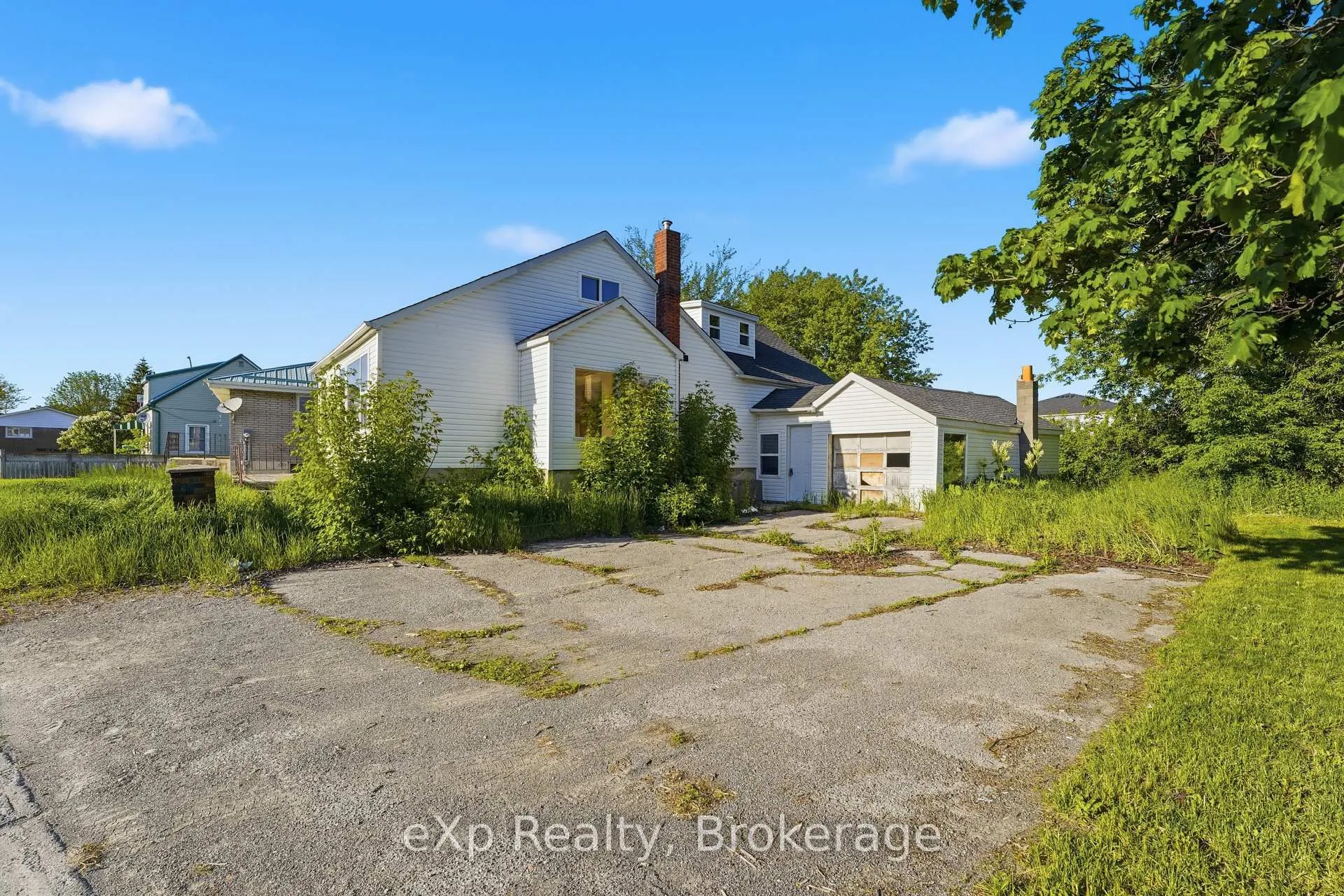 Photo 3 of 195 Sidney Street, Quinte West, Trenton Ward — HOMEH