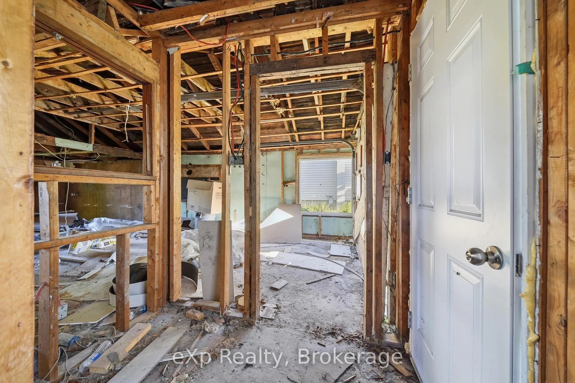 Photo 17 of 195 Sidney Street, Quinte West, Trenton Ward — HOMEH