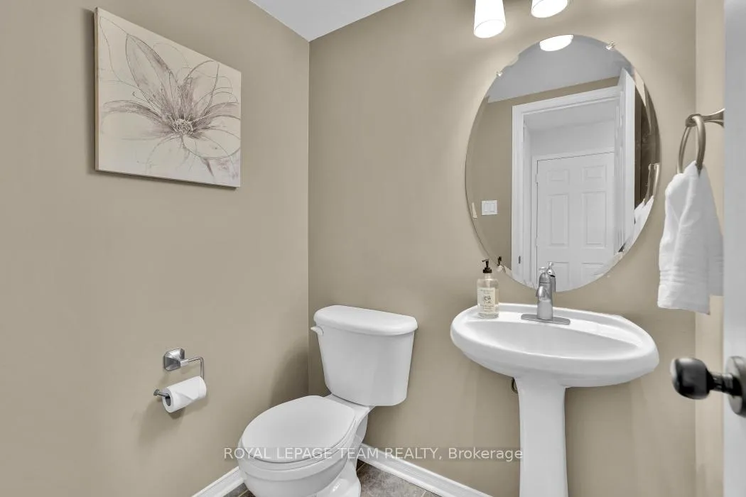 Photo 6 of 111 Fairlop Way, Ottawa, Barrhaven - Longfields — HOMEH