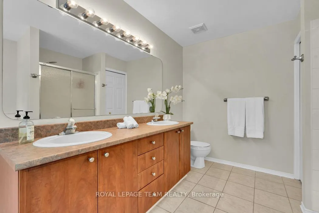 Photo 22 of 111 Fairlop Way, Ottawa, Barrhaven - Longfields — HOMEH