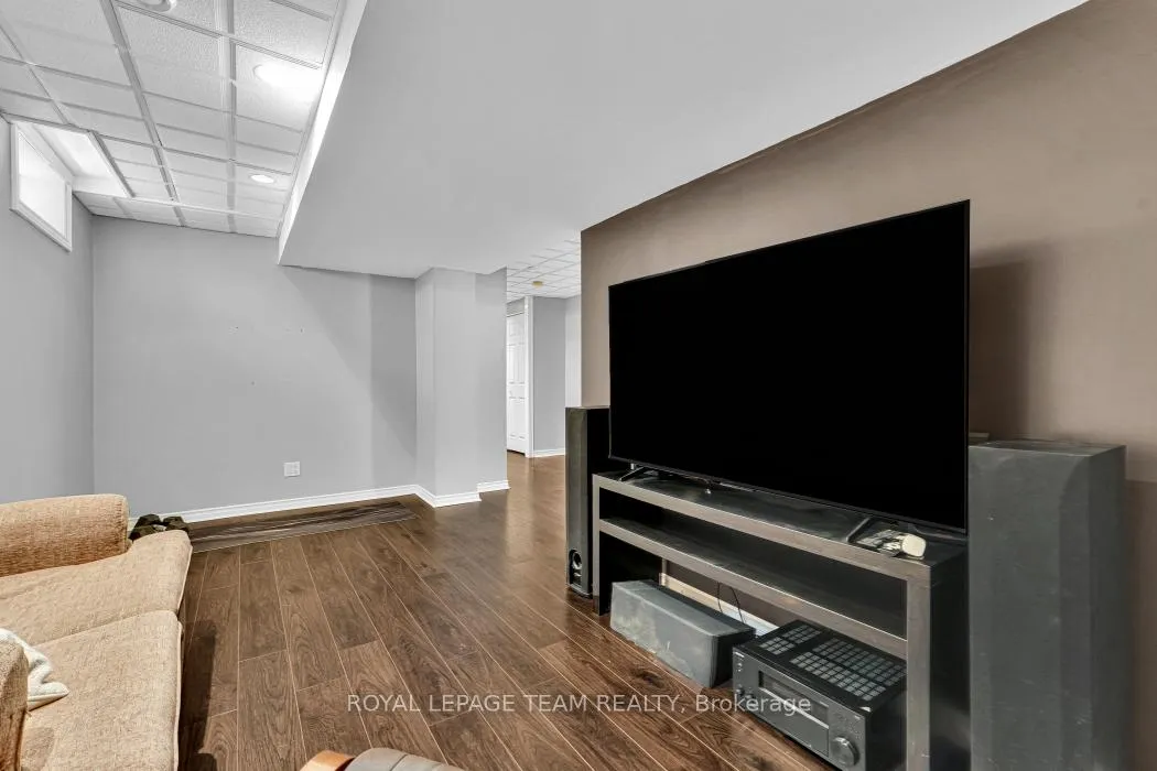 Photo 31 of 111 Fairlop Way, Ottawa, Barrhaven - Longfields — HOMEH