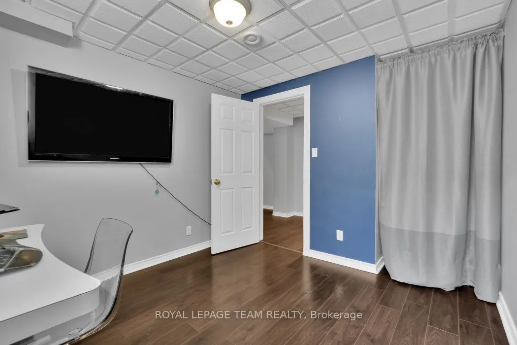 Photo 33 of 111 Fairlop Way, Ottawa, Barrhaven - Longfields — HOMEH