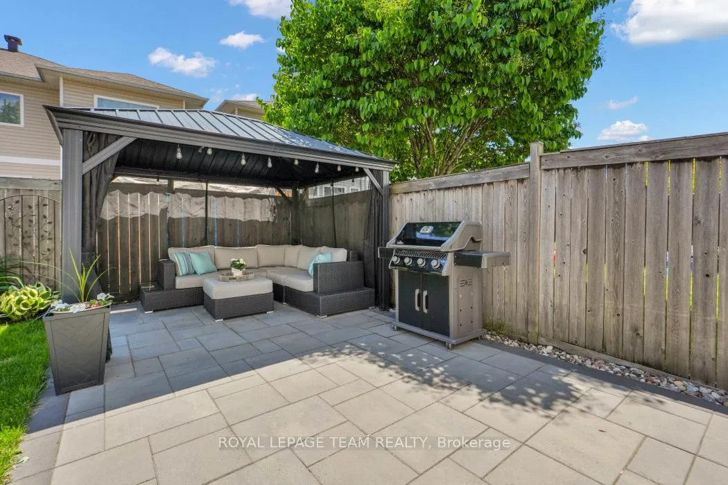 Photo 35 of 111 Fairlop Way, Ottawa, Barrhaven - Longfields — HOMEH