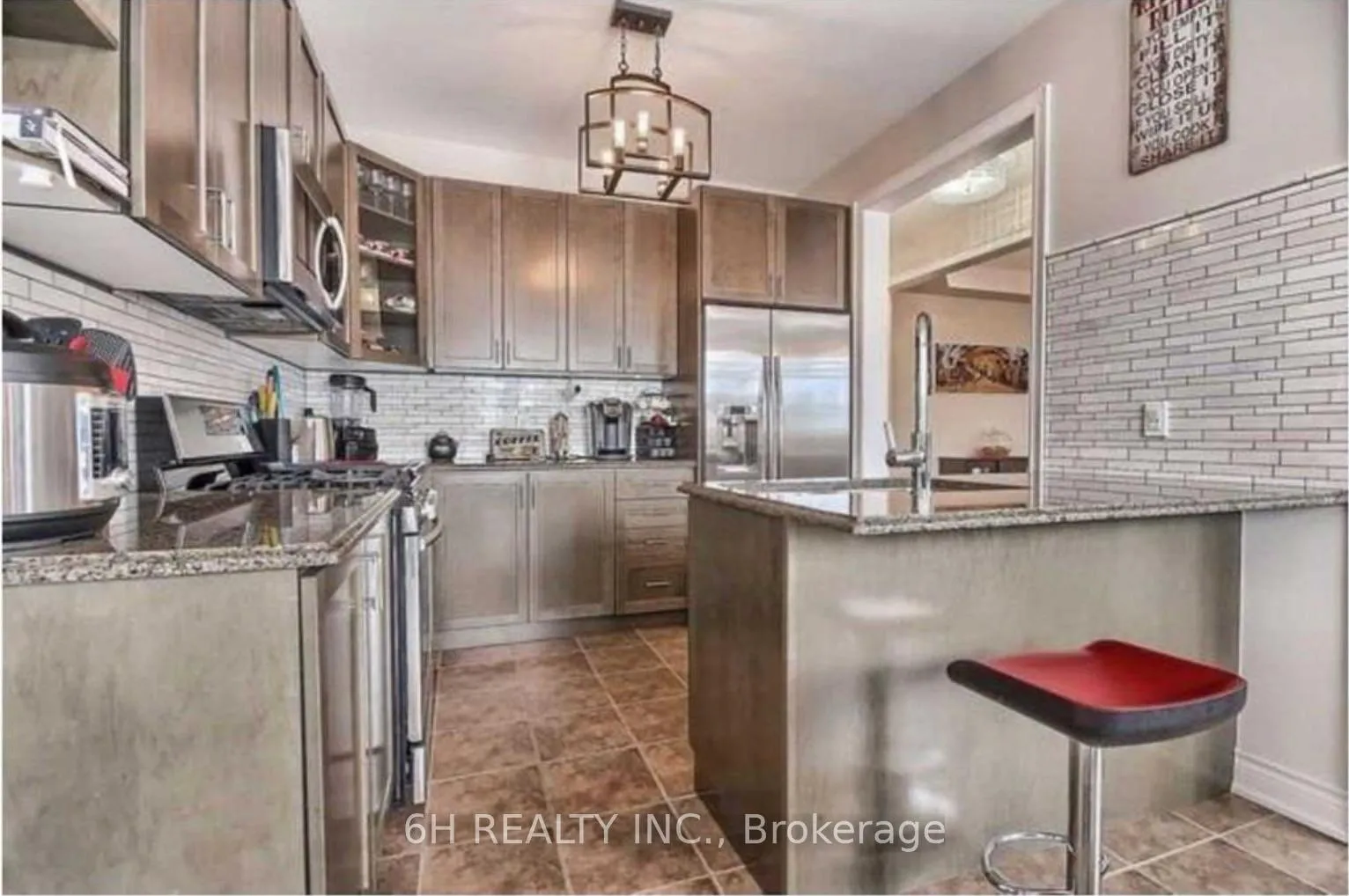 Photo 7 of 753 Prest Way, Newmarket, Woodland Hill — HOMEH