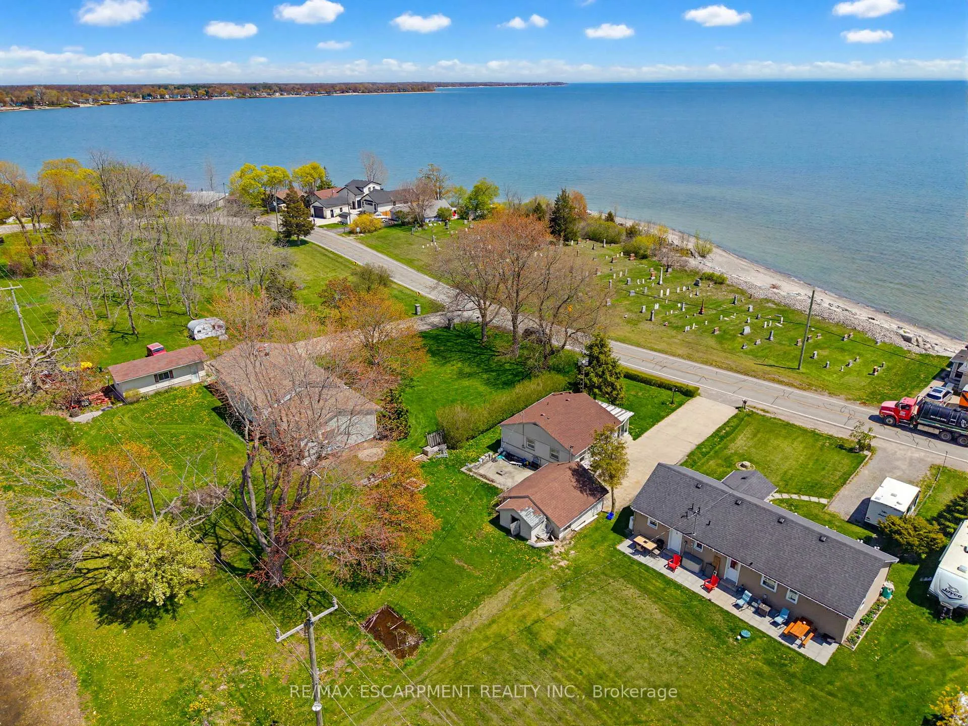 Photo 6 of 2721 North Shore Road, Haldimand, Dunnville — HOMEH