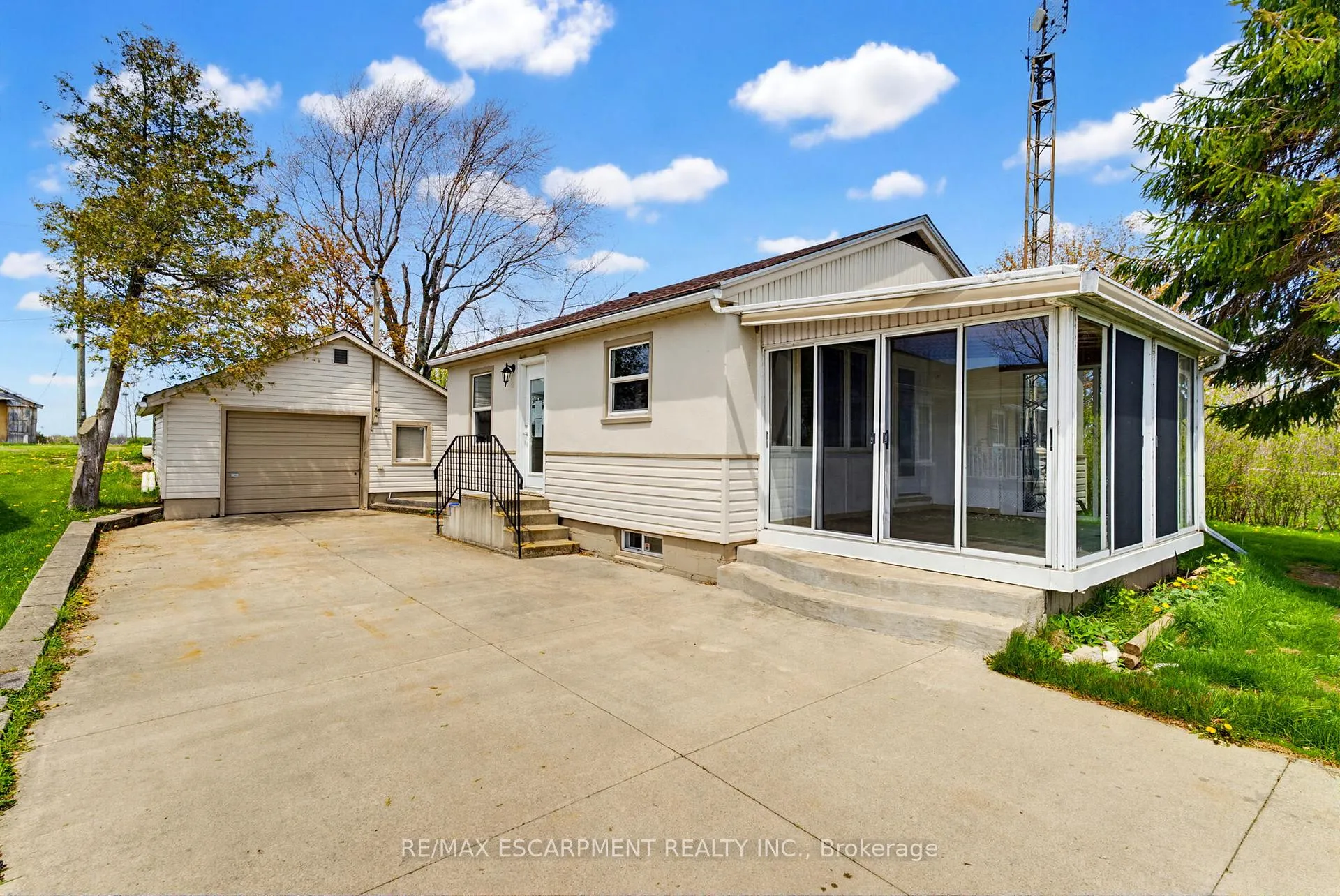 Photo 12 of 2721 North Shore Road, Haldimand, Dunnville — HOMEH