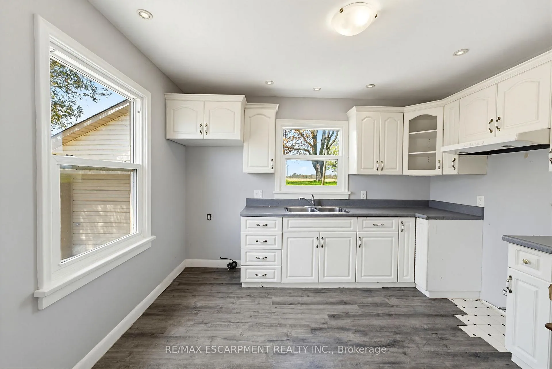 Photo 16 of 2721 North Shore Road, Haldimand, Dunnville — HOMEH