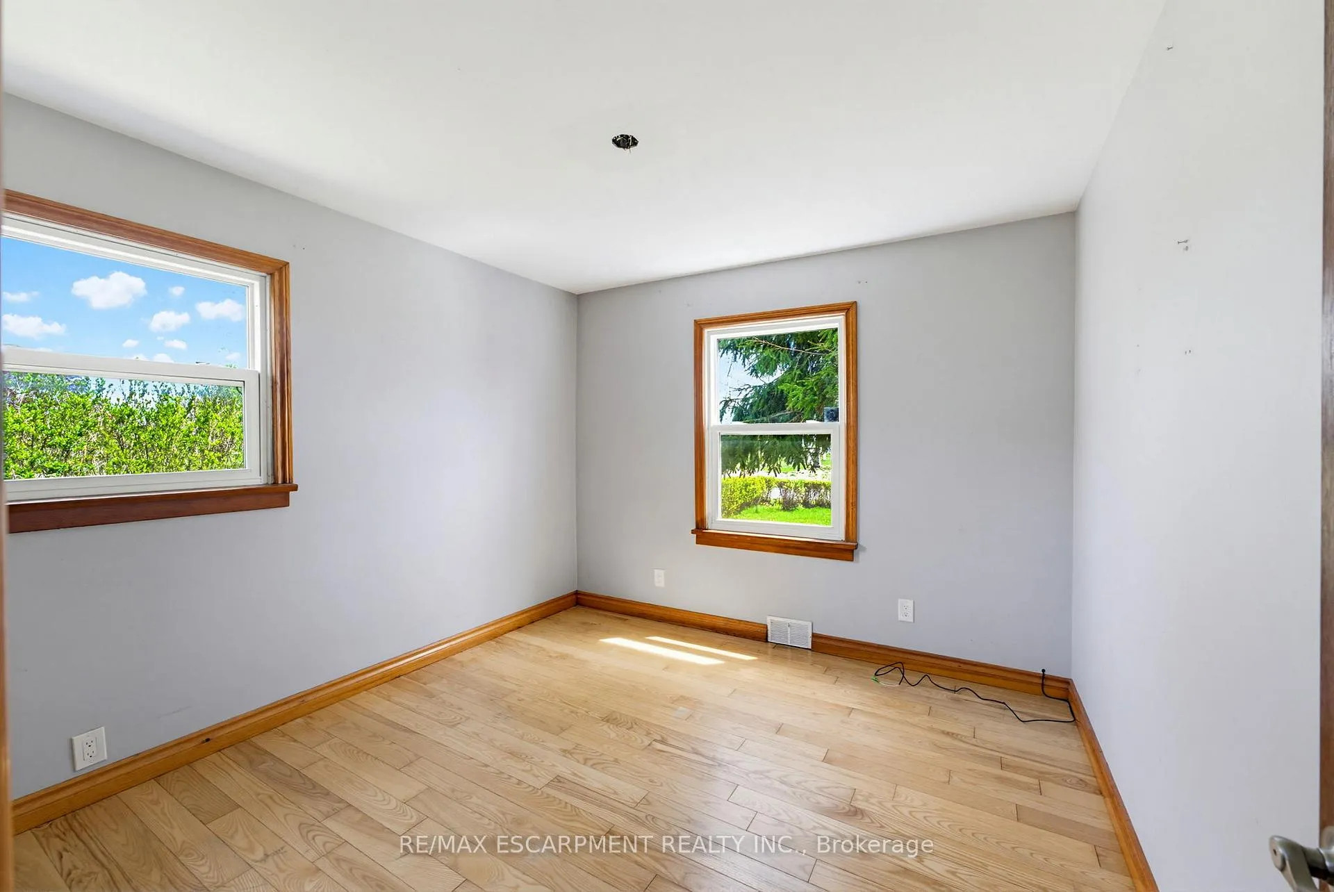 Photo 23 of 2721 North Shore Road, Haldimand, Dunnville — HOMEH