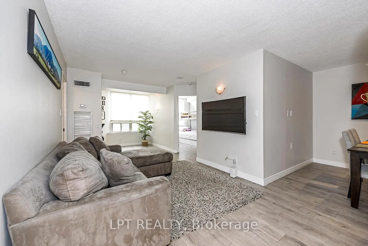 Photo 9 of Unit 710, 7 Bishop Avenue, North York, Newtonbrook East — HOMEH