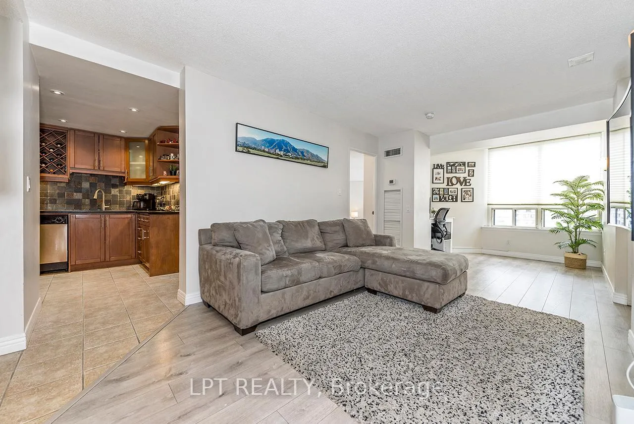 Photo 10 of Unit 710, 7 Bishop Avenue, North York, Newtonbrook East — HOMEH