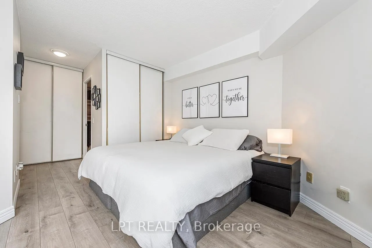 Photo 12 of Unit 710, 7 Bishop Avenue, North York, Newtonbrook East — HOMEH