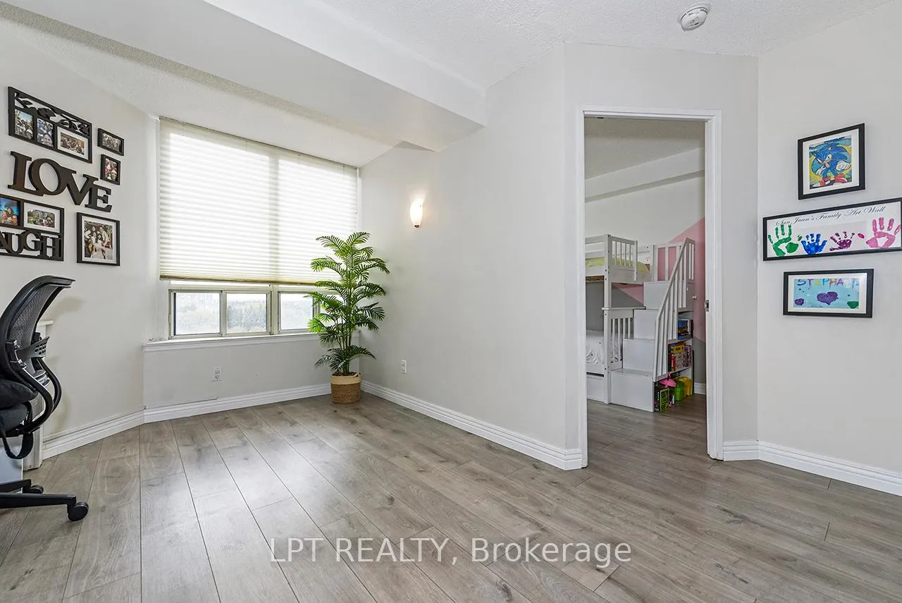 Photo 19 of Unit 710, 7 Bishop Avenue, North York, Newtonbrook East — HOMEH