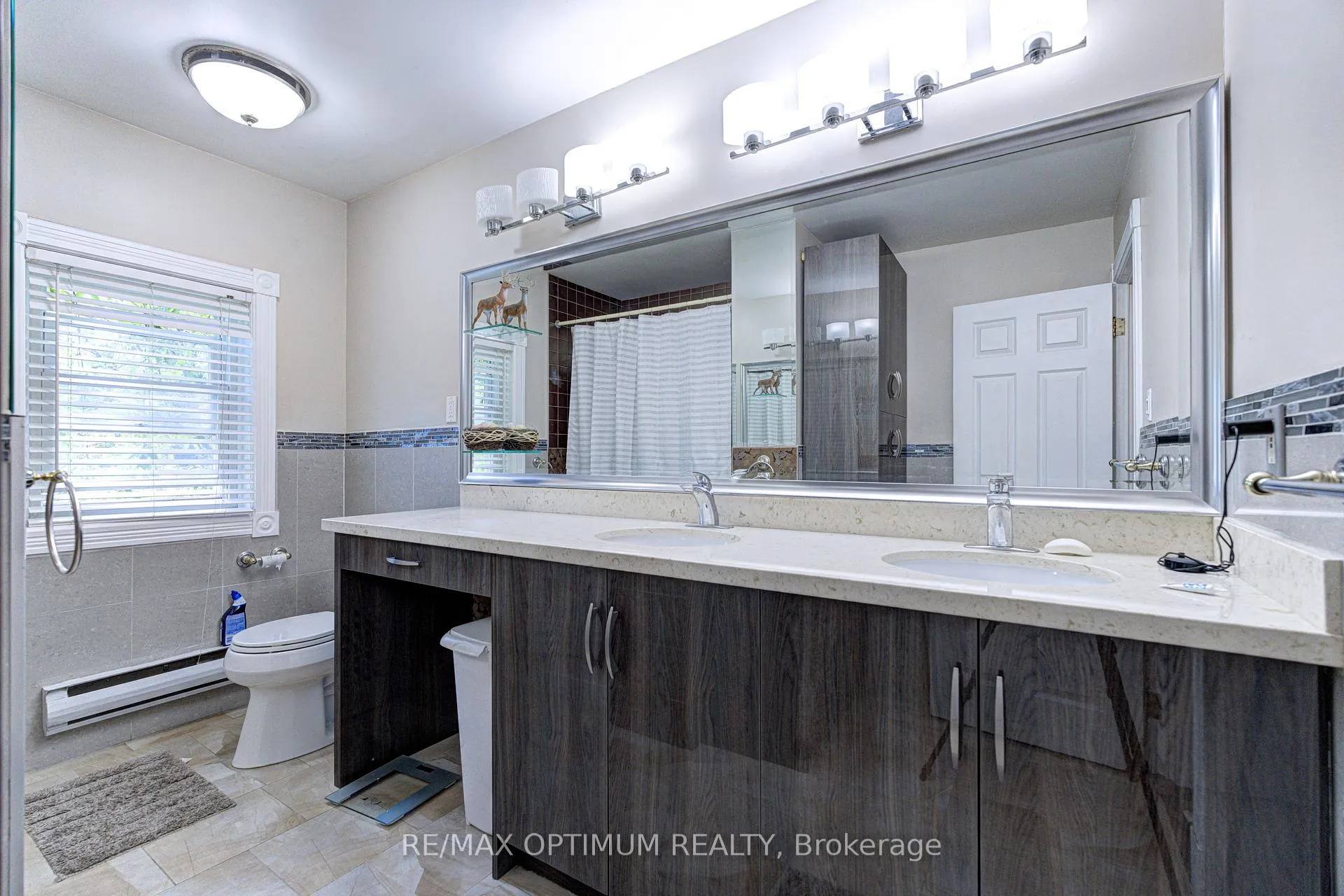 Photo 19 of 18 Armstrong Street, Brampton, Downtown Brampton — HOMEH