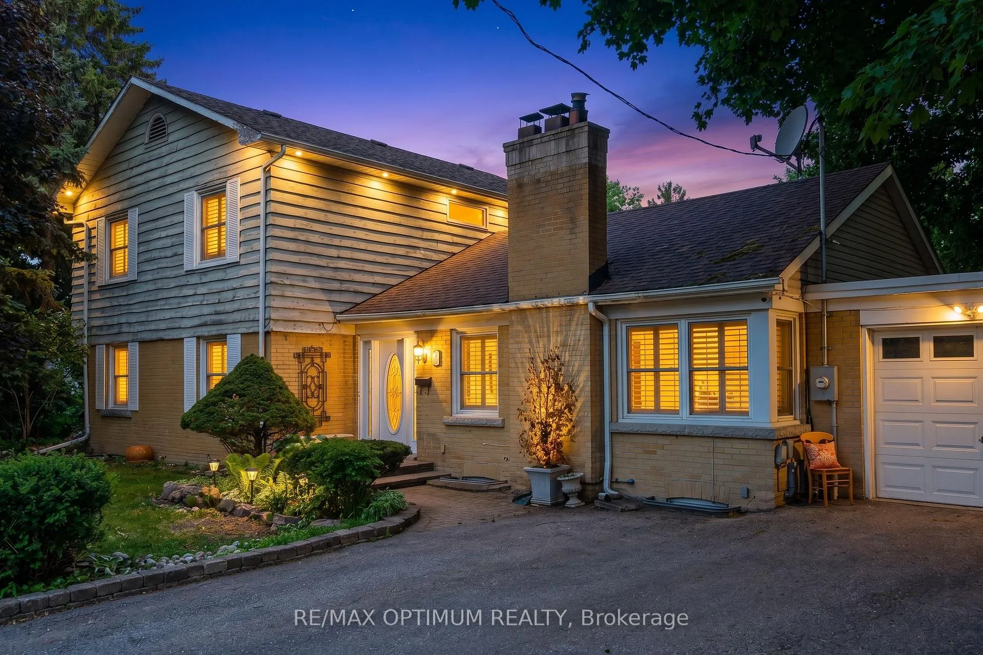 Photo 1 of 18 Armstrong Street, Brampton, Downtown Brampton — HOMEH