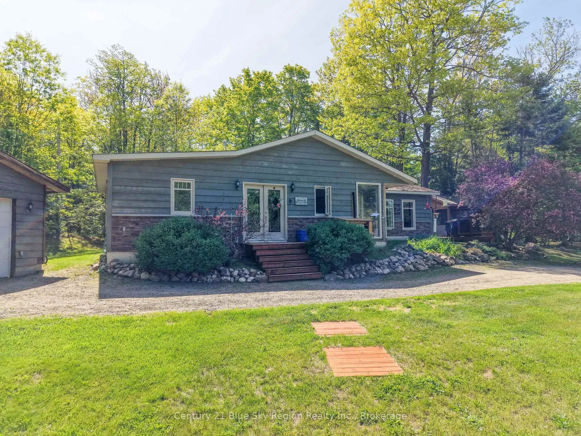 Photo 2 of 194 Palangio Road, Bonfield — HOMEH