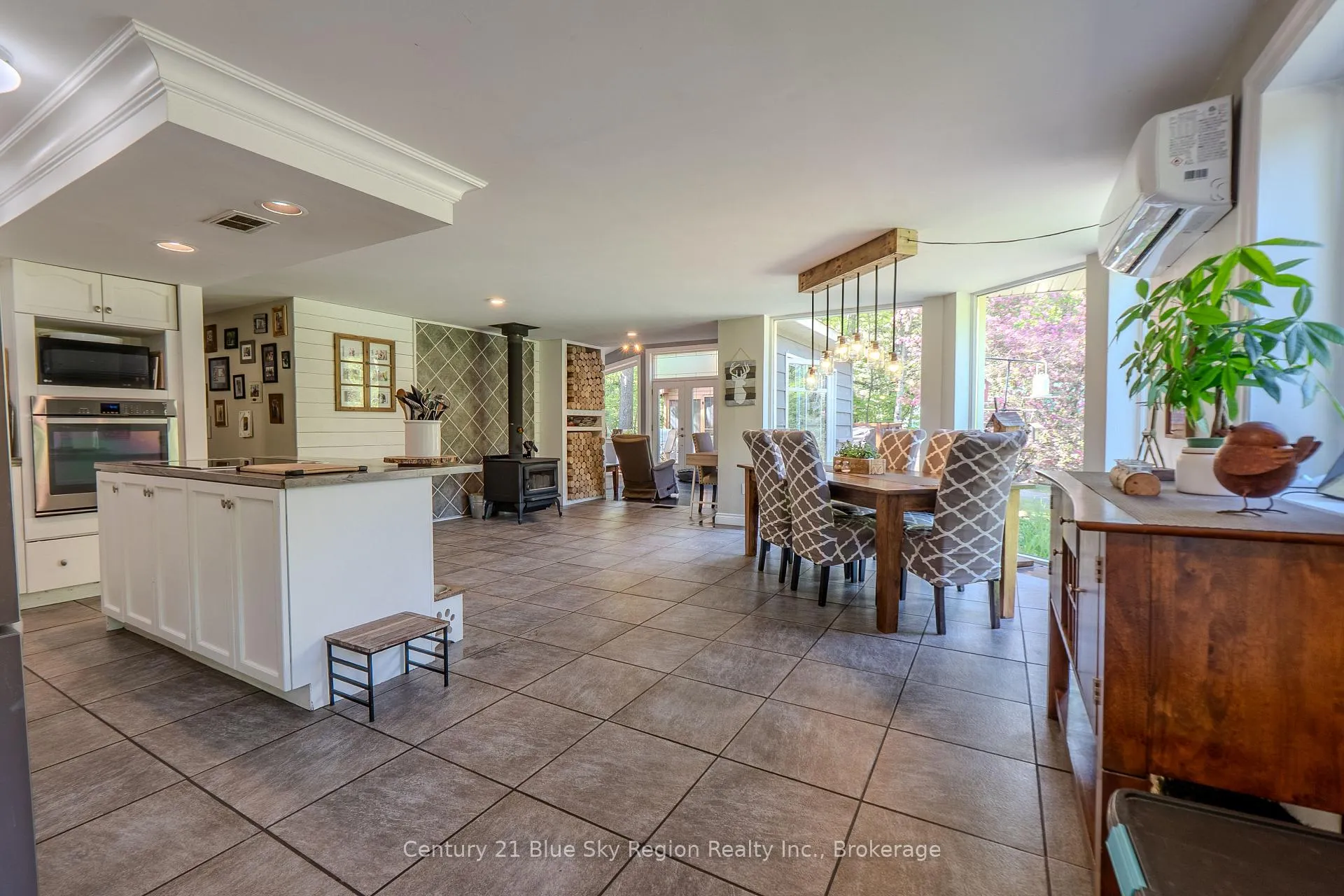 Photo 10 of 194 Palangio Road, Bonfield — HOMEH