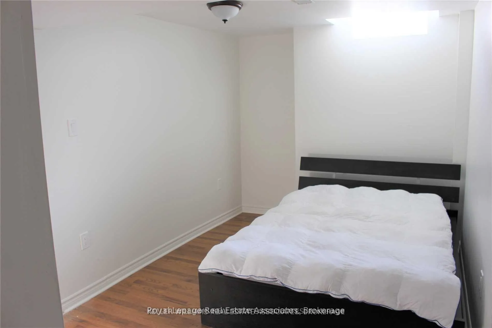 Photo 5 of Unit Bsmt, 155 Johnswood Crescent, Vaughan, Vellore Village — HOMEH