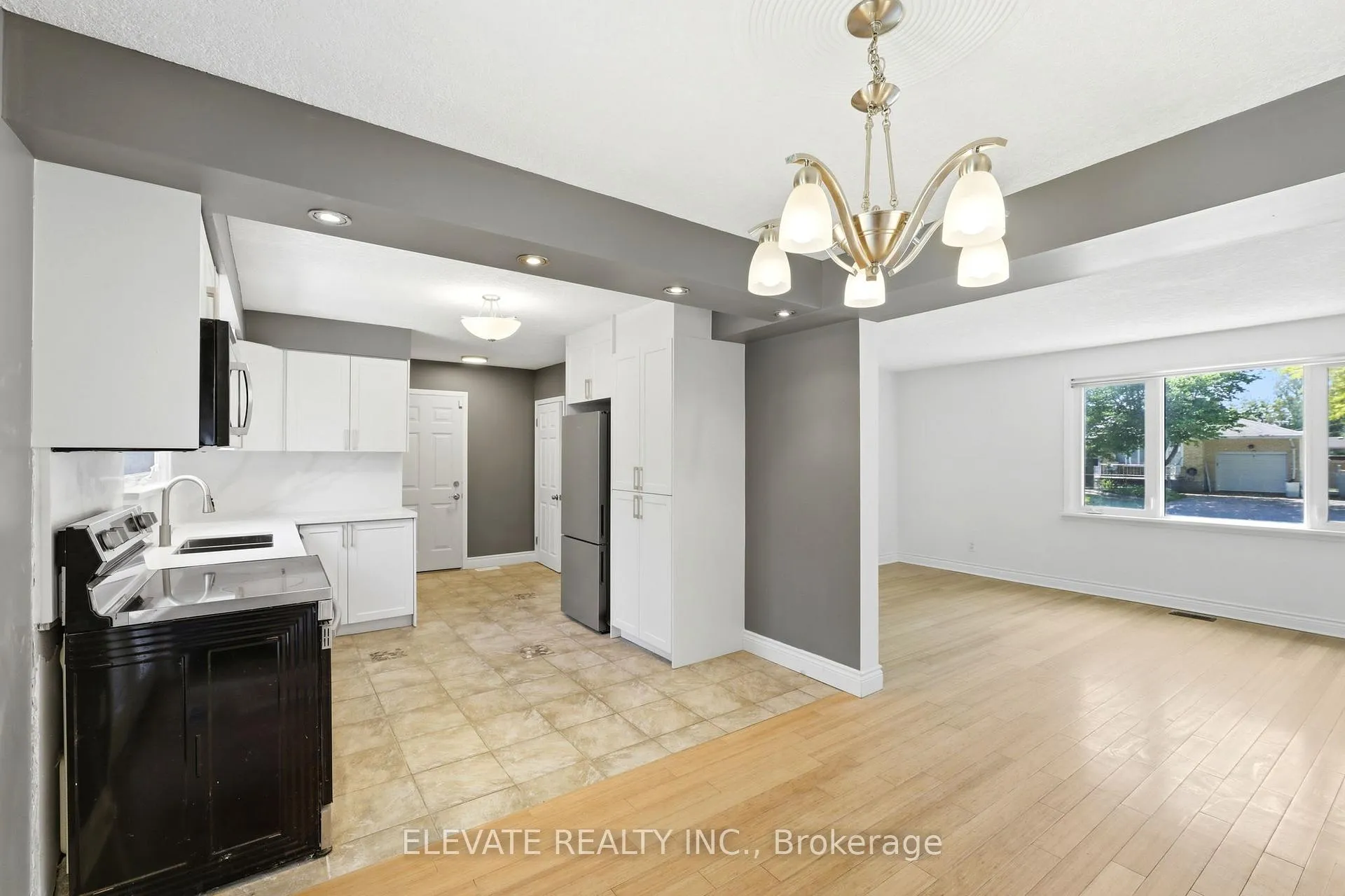 Photo 11 of 4 Pullen Avenue, St. Thomas — HOMEH