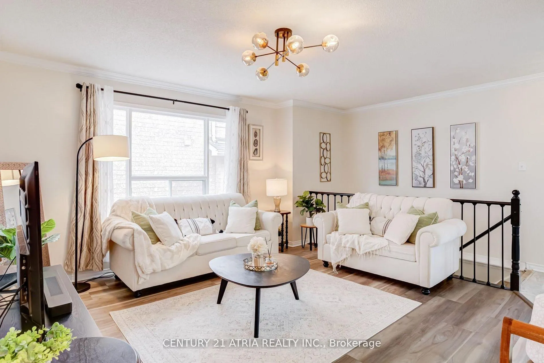 Photo 7 of 1155 Ridgemount Boulevard, Oshawa, Pinecrest — HOMEH