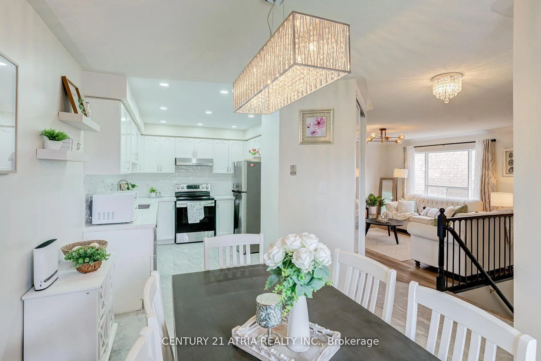 Photo 13 of 1155 Ridgemount Boulevard, Oshawa, Pinecrest — HOMEH