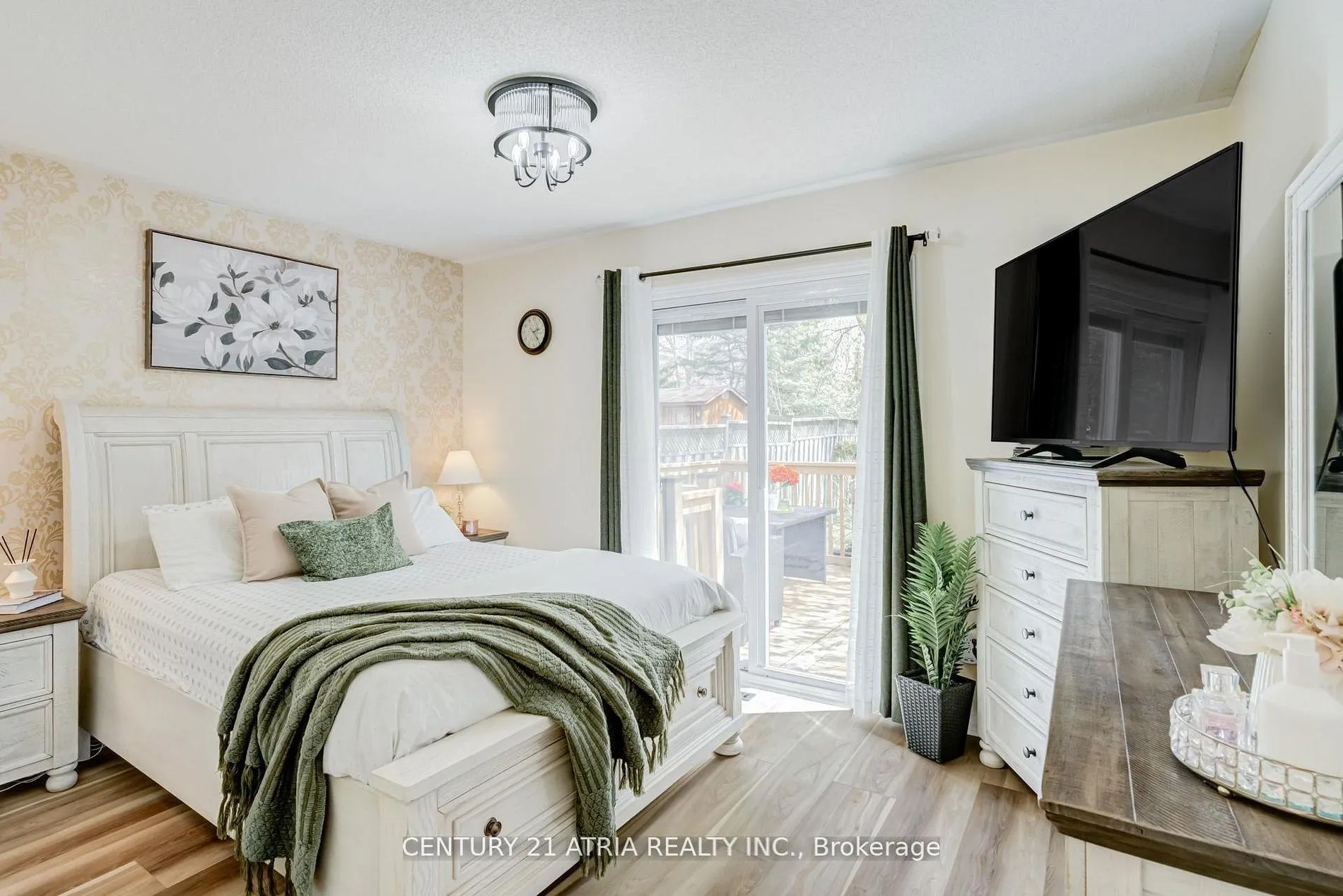 Photo 18 of 1155 Ridgemount Boulevard, Oshawa, Pinecrest — HOMEH