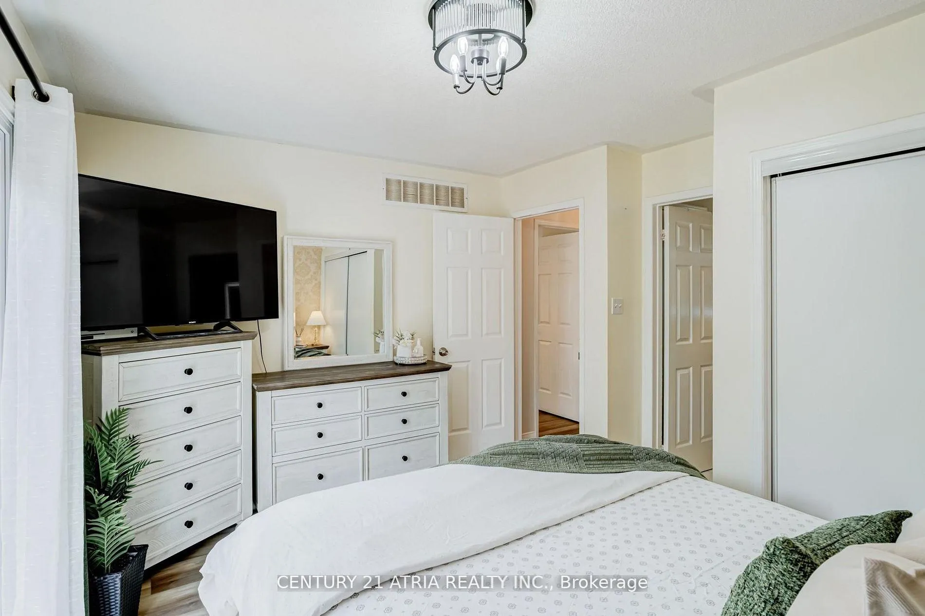 Photo 20 of 1155 Ridgemount Boulevard, Oshawa, Pinecrest — HOMEH