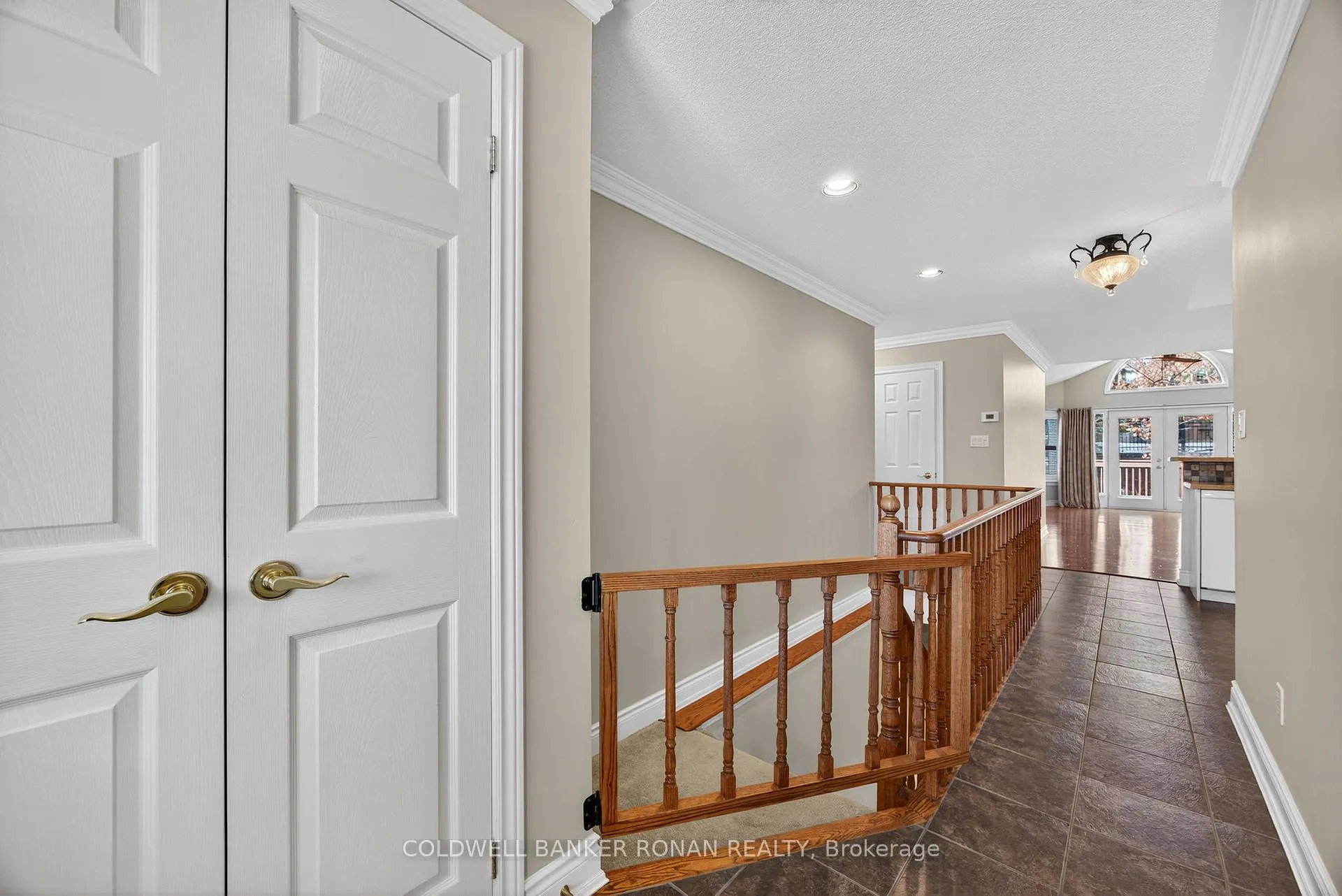 Photo 4 of 8 Montebello Terrace, New Tecumseth, Alliston — HOMEH