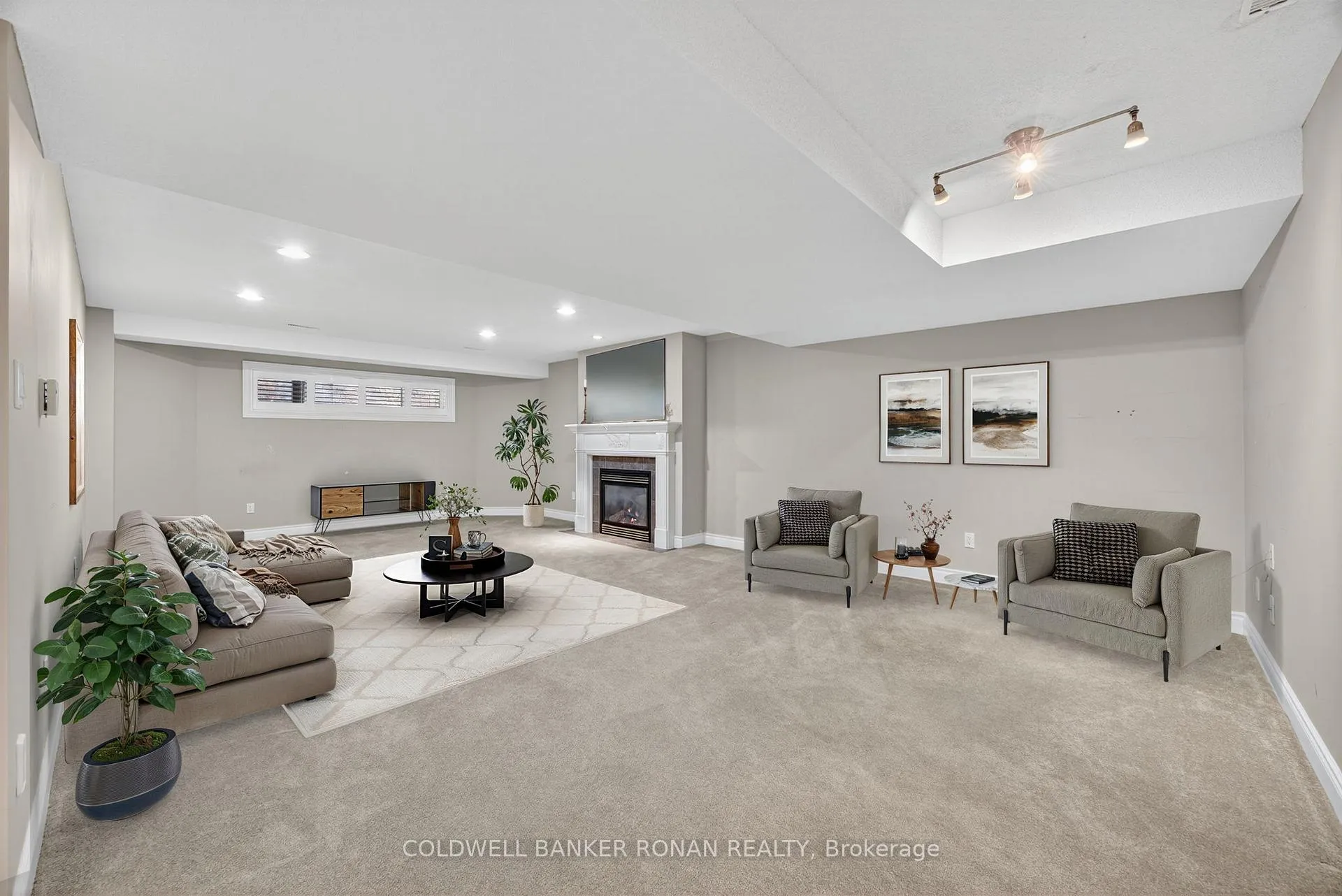 Photo 23 of 8 Montebello Terrace, New Tecumseth, Alliston — HOMEH