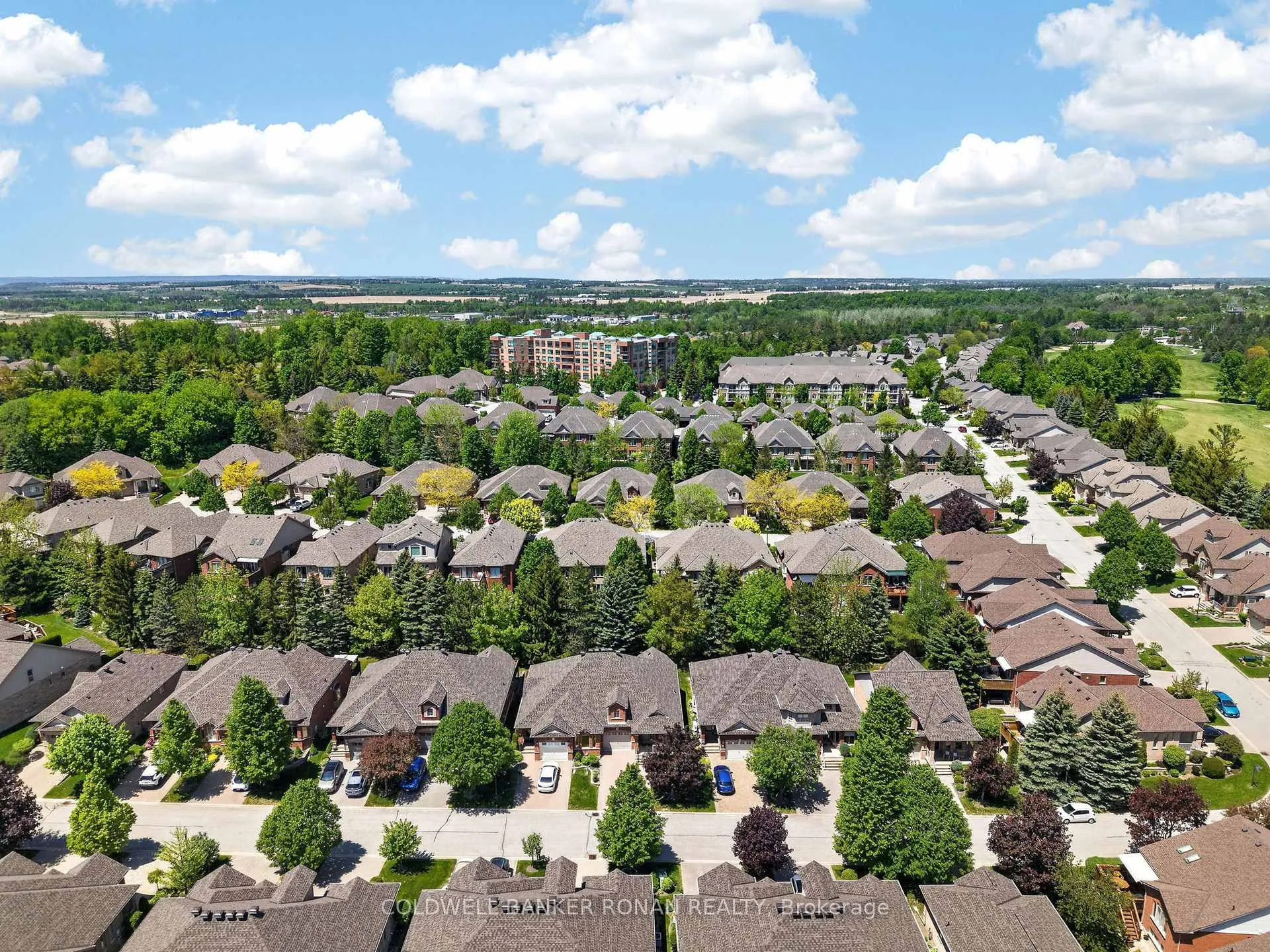 Photo 45 of 8 Montebello Terrace, New Tecumseth, Alliston — HOMEH