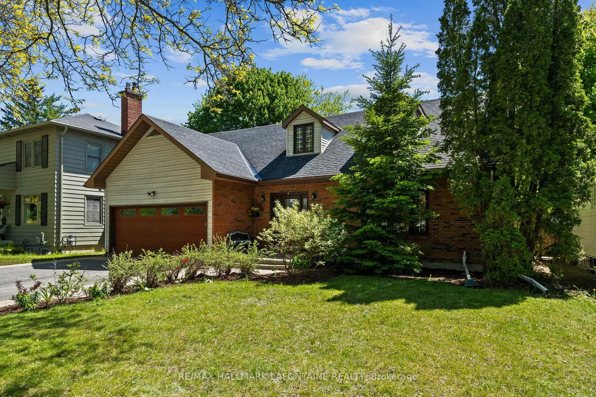 Photo 2 of 9 Birch Avenue, Ottawa, Manor Park — HOMEH