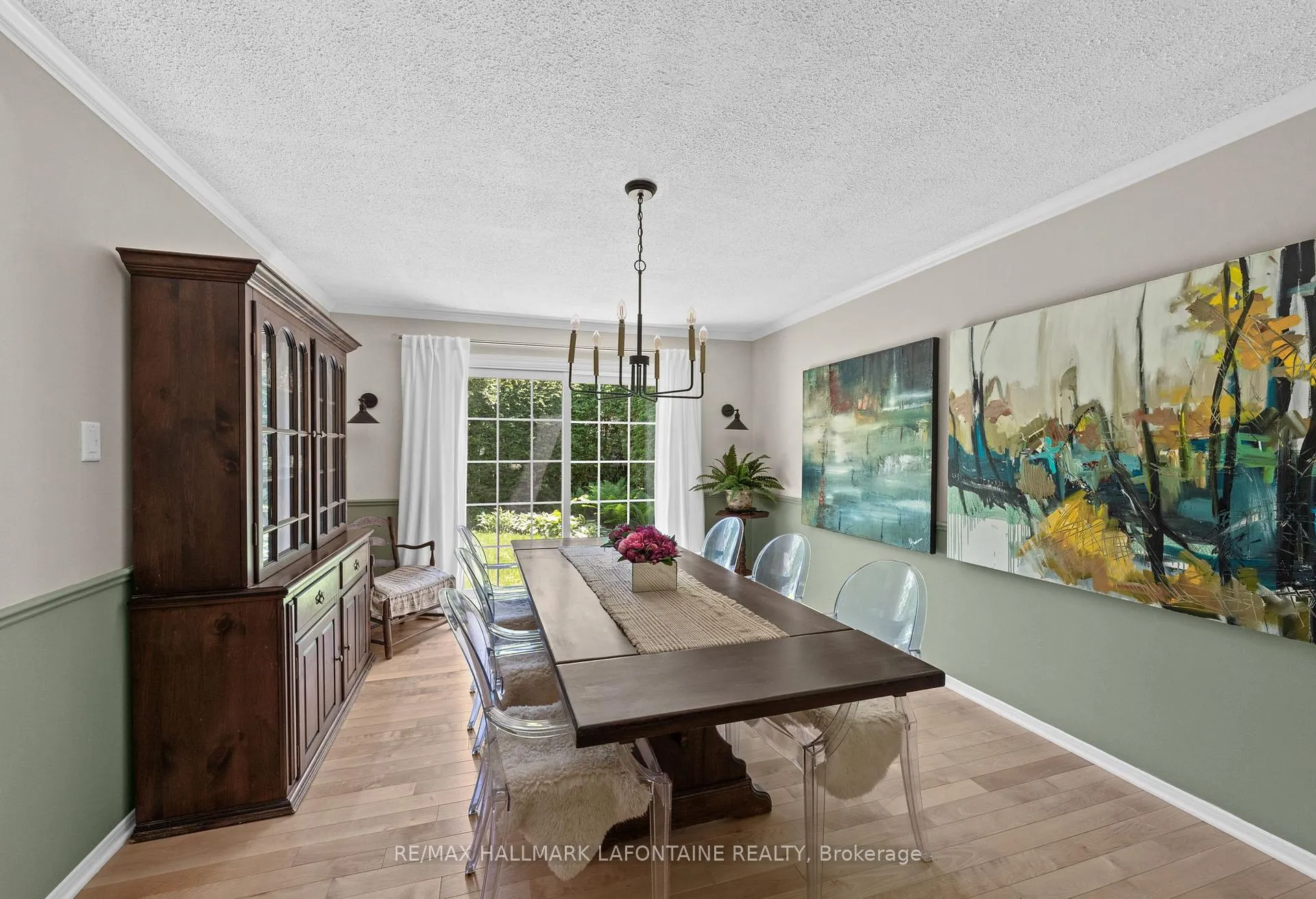 Photo 8 of 9 Birch Avenue, Ottawa, Manor Park — HOMEH