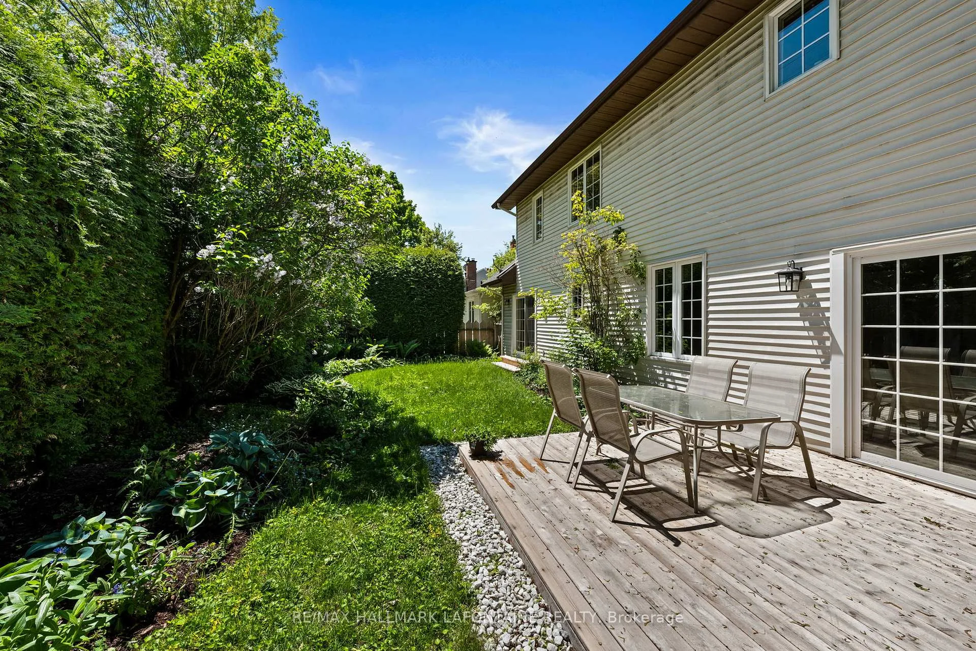 Photo 38 of 9 Birch Avenue, Ottawa, Manor Park — HOMEH
