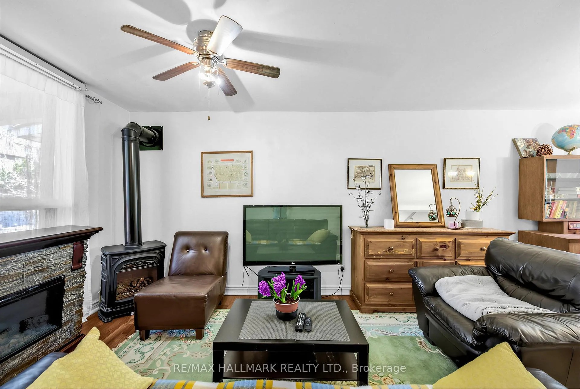 Photo 5 of 82 Muriel Avenue, Toronto, Danforth Village-East York — HOMEH