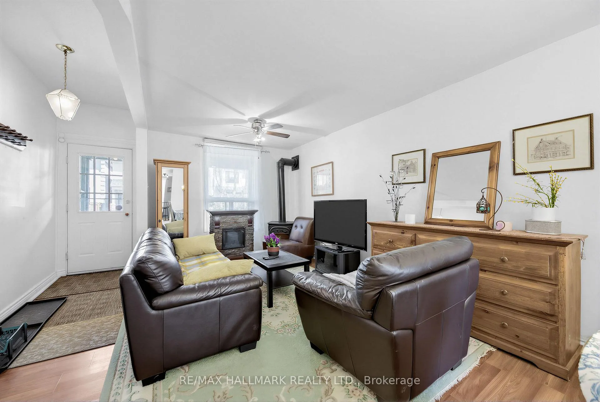 Photo 8 of 82 Muriel Avenue, Toronto, Danforth Village-East York — HOMEH