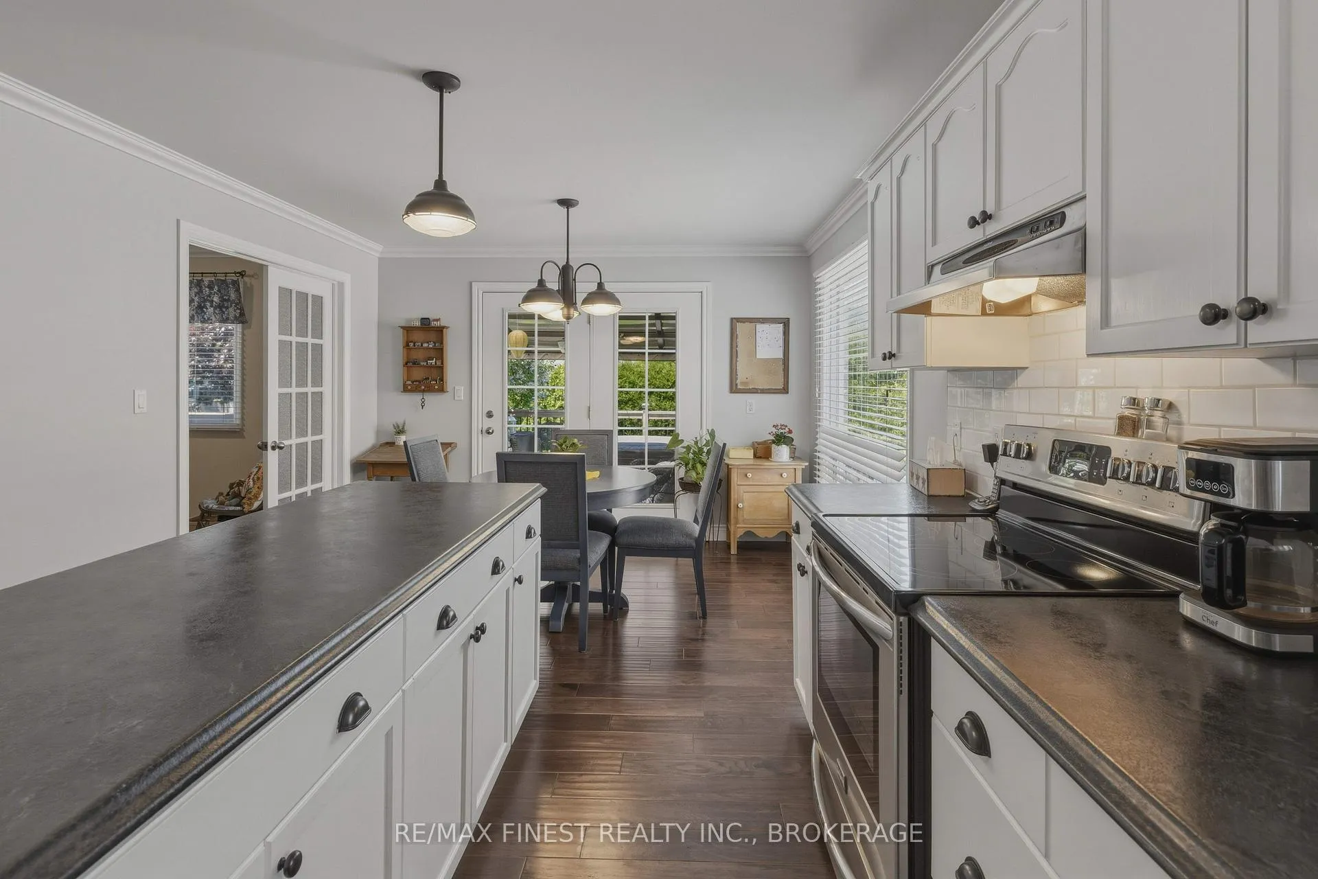 Photo 14 of 320 Friarhill Crescent, Kingston, East Gardiners Rd — HOMEH