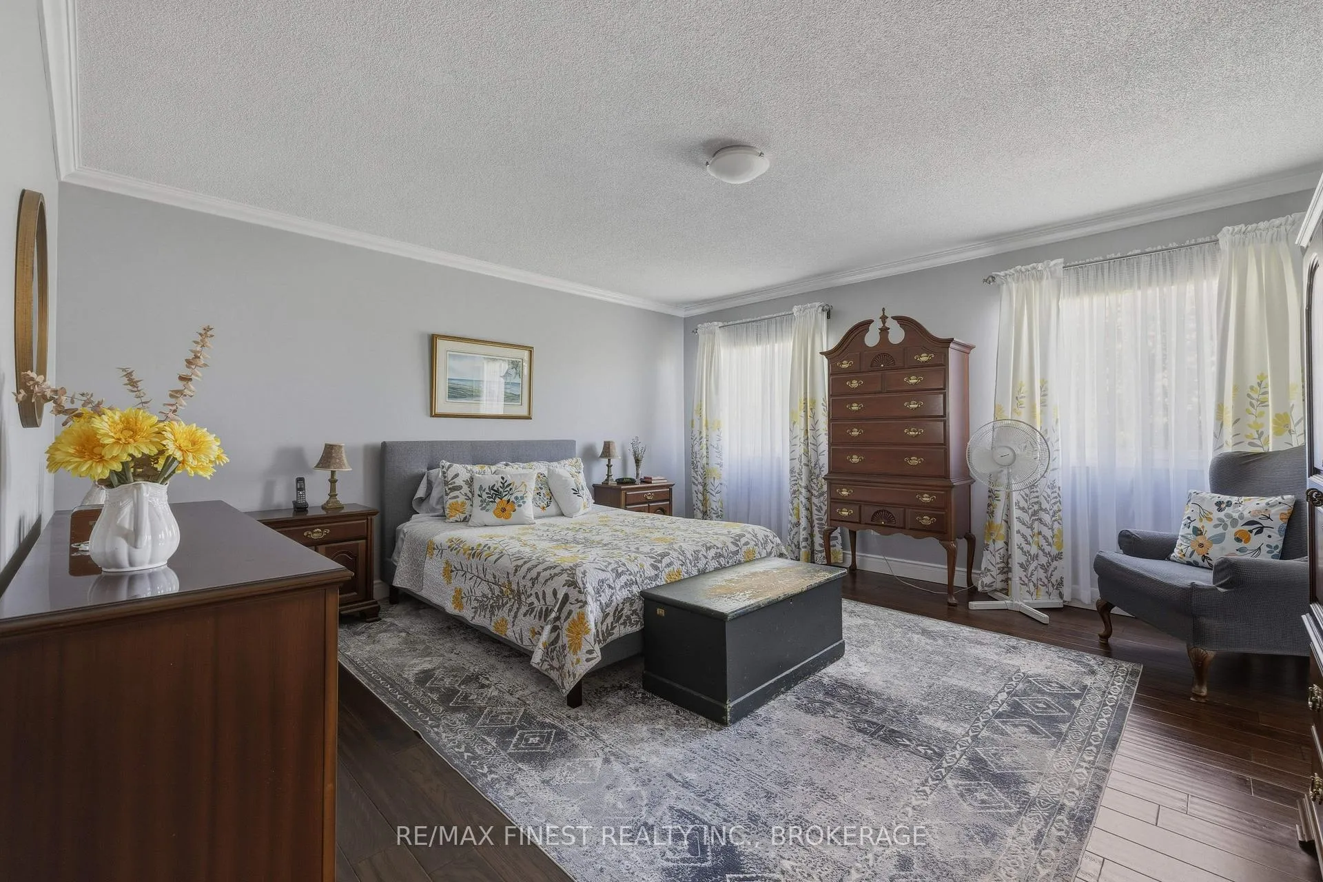 Photo 22 of 320 Friarhill Crescent, Kingston, East Gardiners Rd — HOMEH