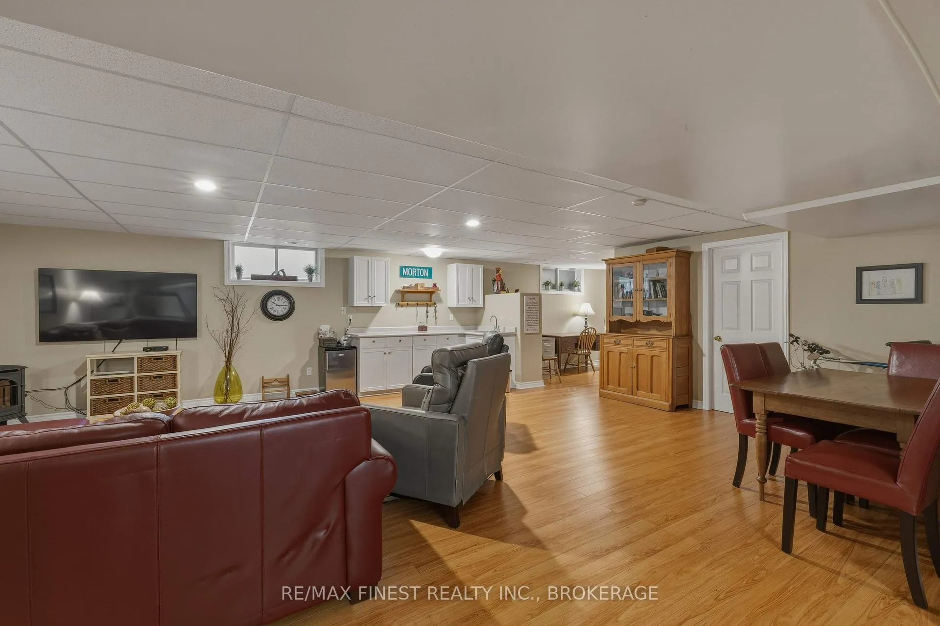 Photo 32 of 320 Friarhill Crescent, Kingston, East Gardiners Rd — HOMEH