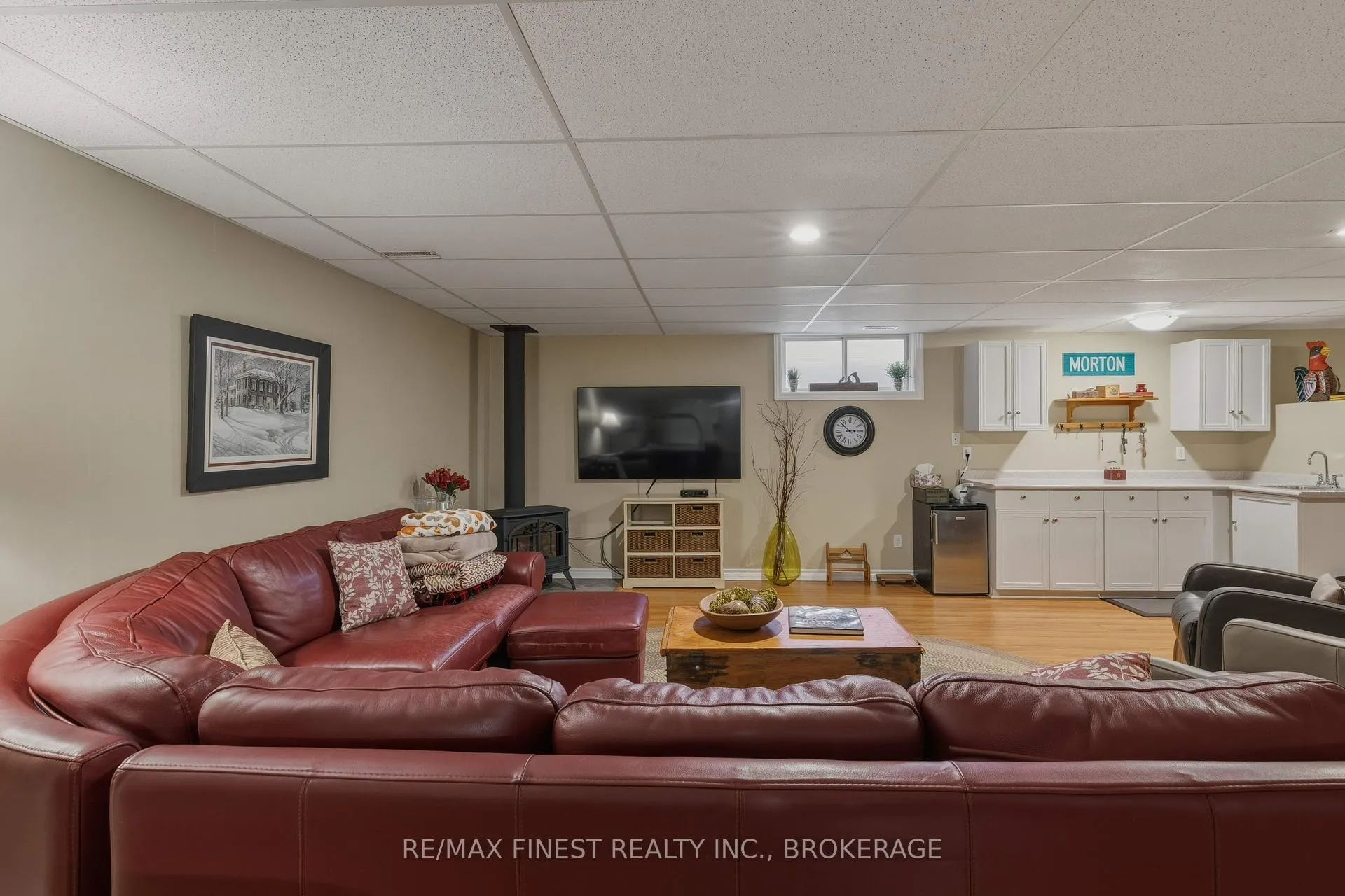 Photo 34 of 320 Friarhill Crescent, Kingston, East Gardiners Rd — HOMEH