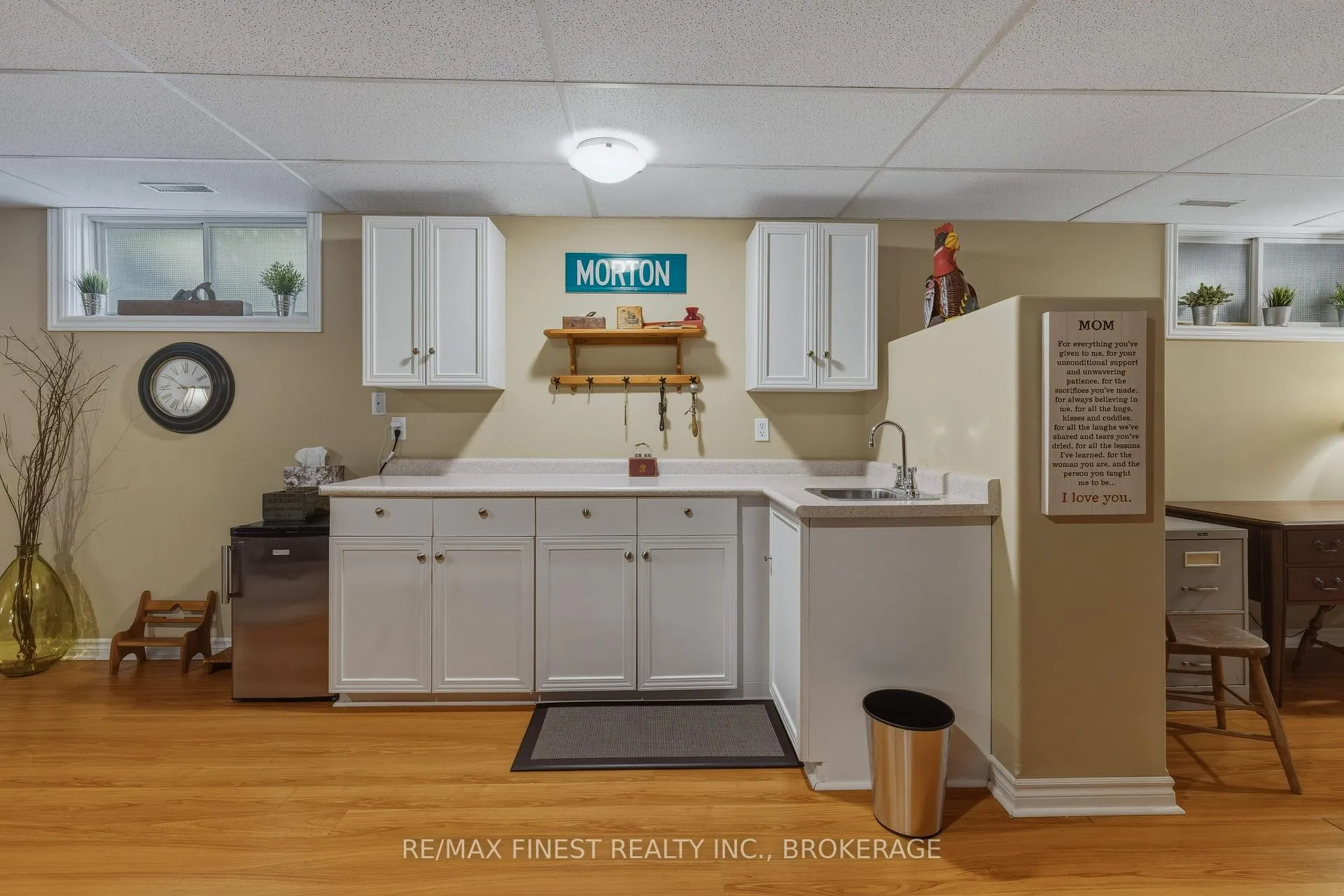 Photo 35 of 320 Friarhill Crescent, Kingston, East Gardiners Rd — HOMEH